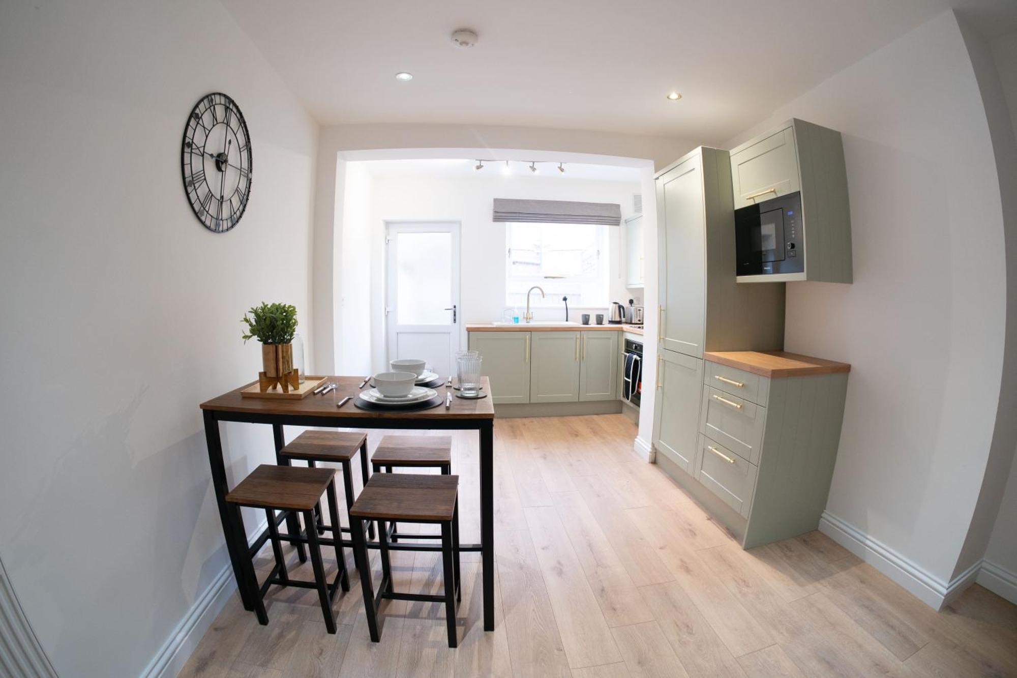 Apartment City Centre 2 Bed House Perfect For Contractors With Free Parking Nottingham