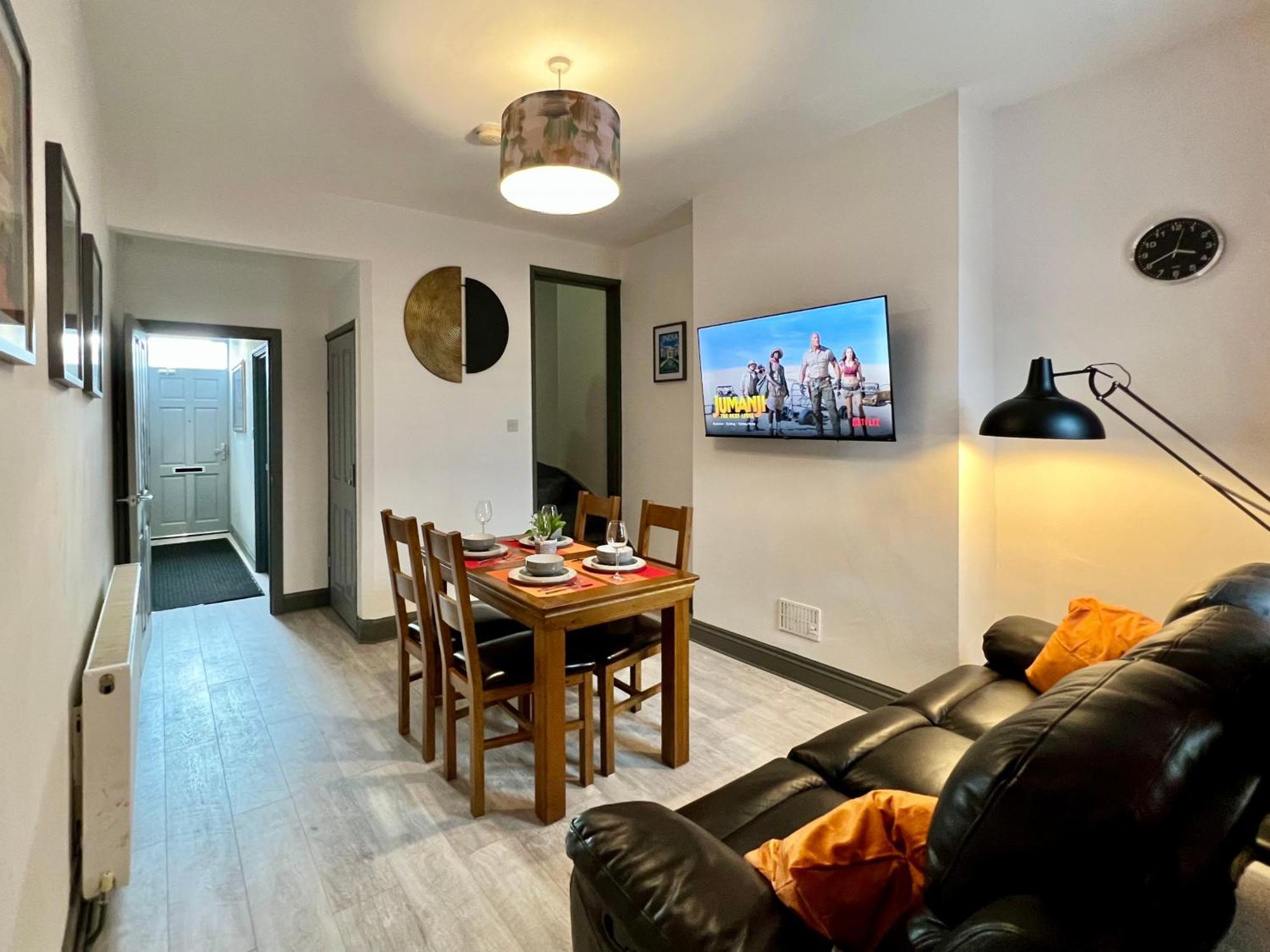 Birkin House - Great For Contractors Or Family Holidays Casa de férias *