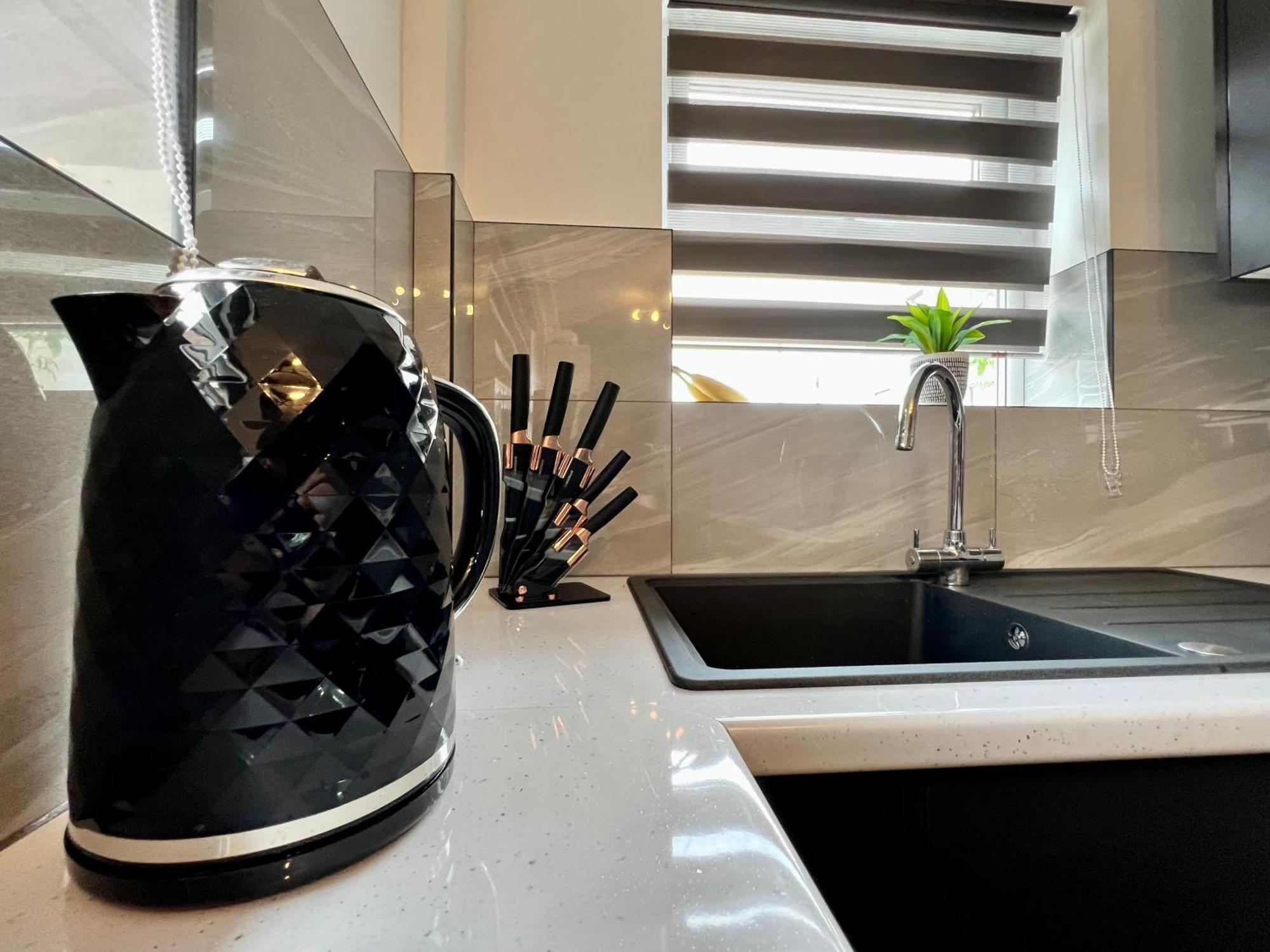 Birkin House - Great For Contractors Or Family Holidays * Nottingham