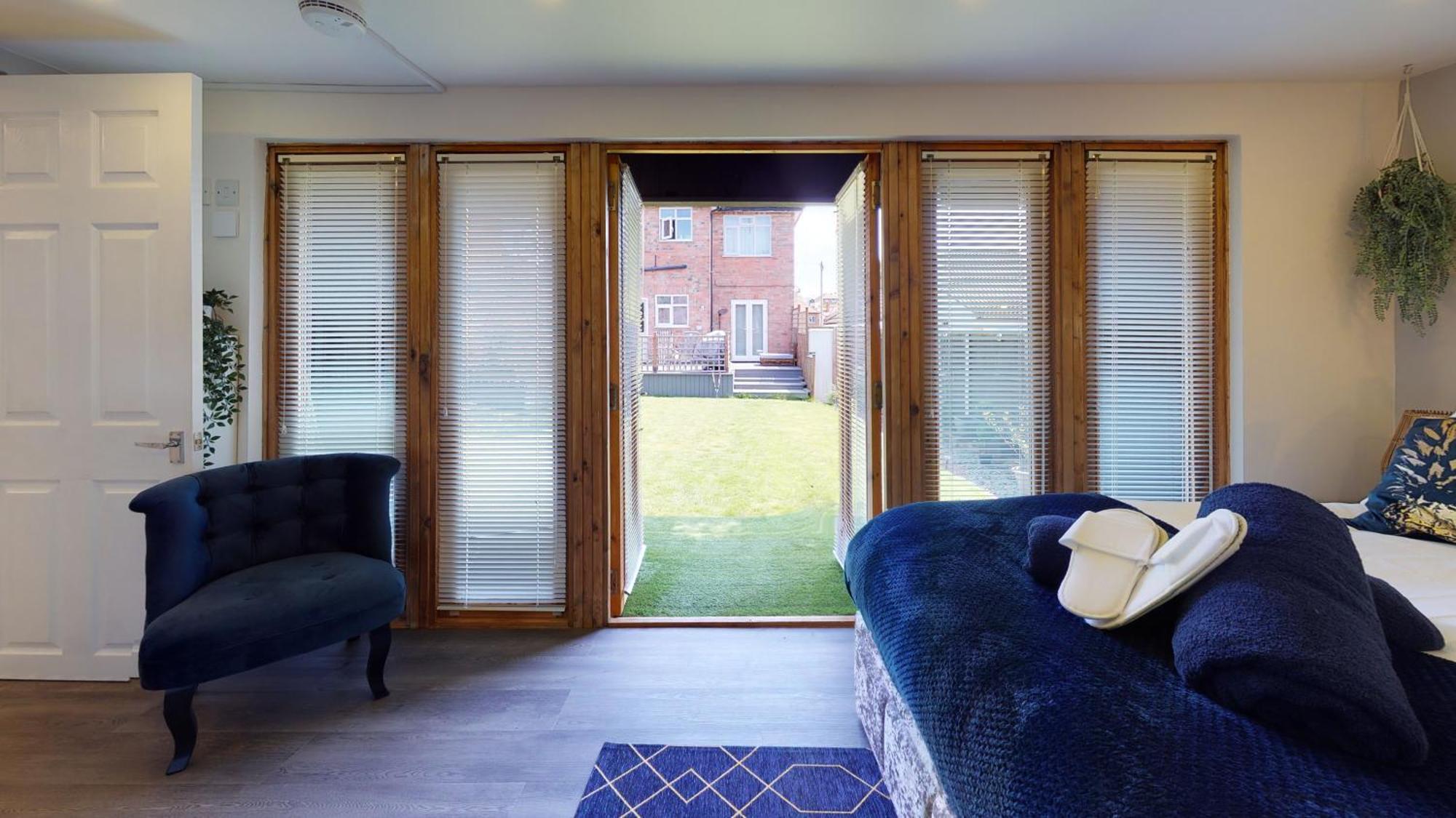 Cosy 1 Bed Garden Close To Centre - Free Parking & Wifi * Nottingham