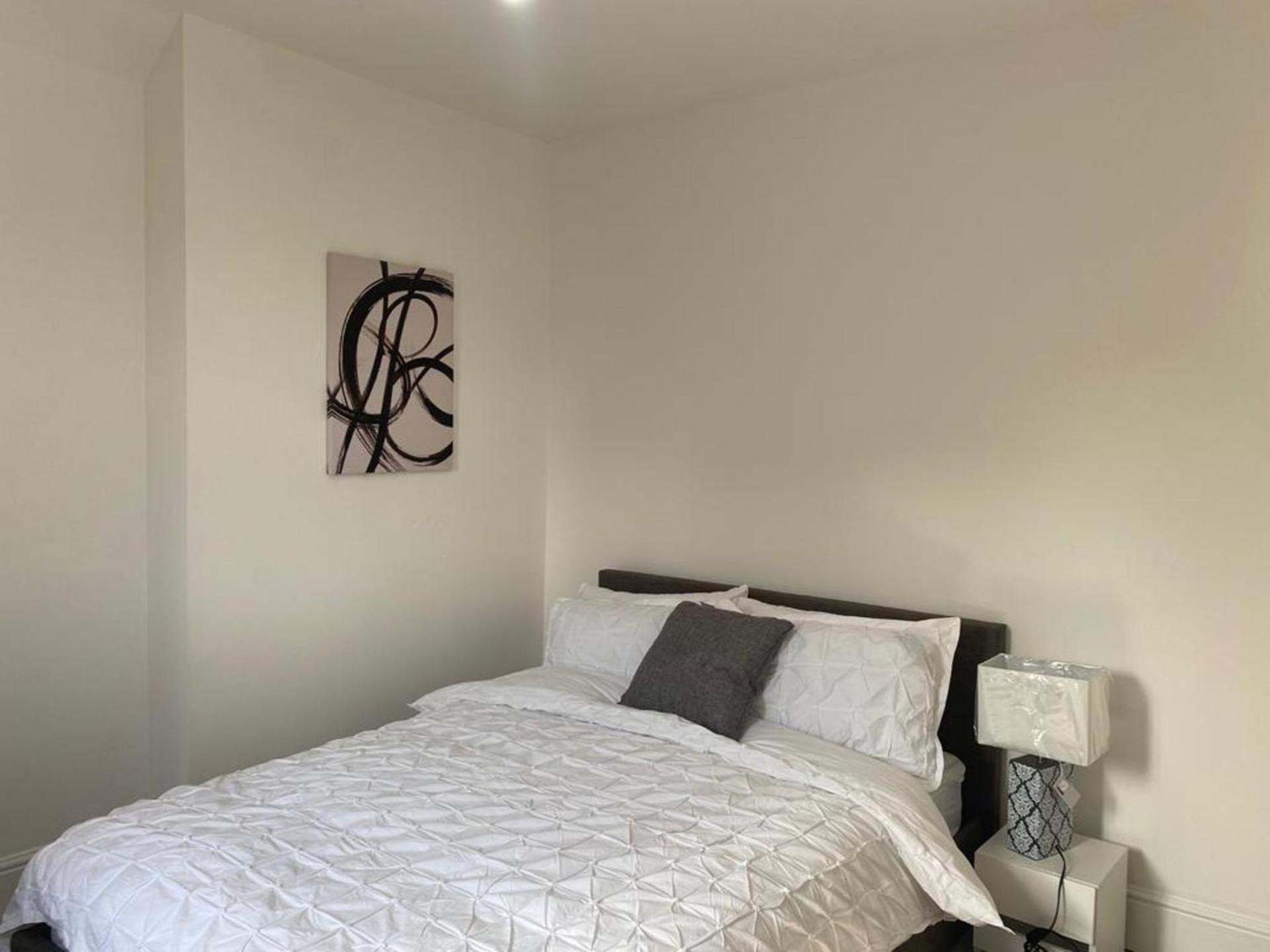 Immaculate 3-bed House In Holiday home *