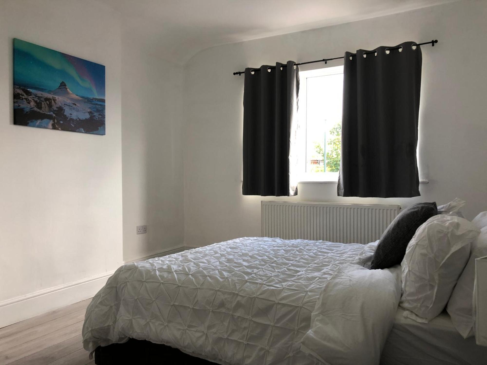 Immaculate 3-bed House In