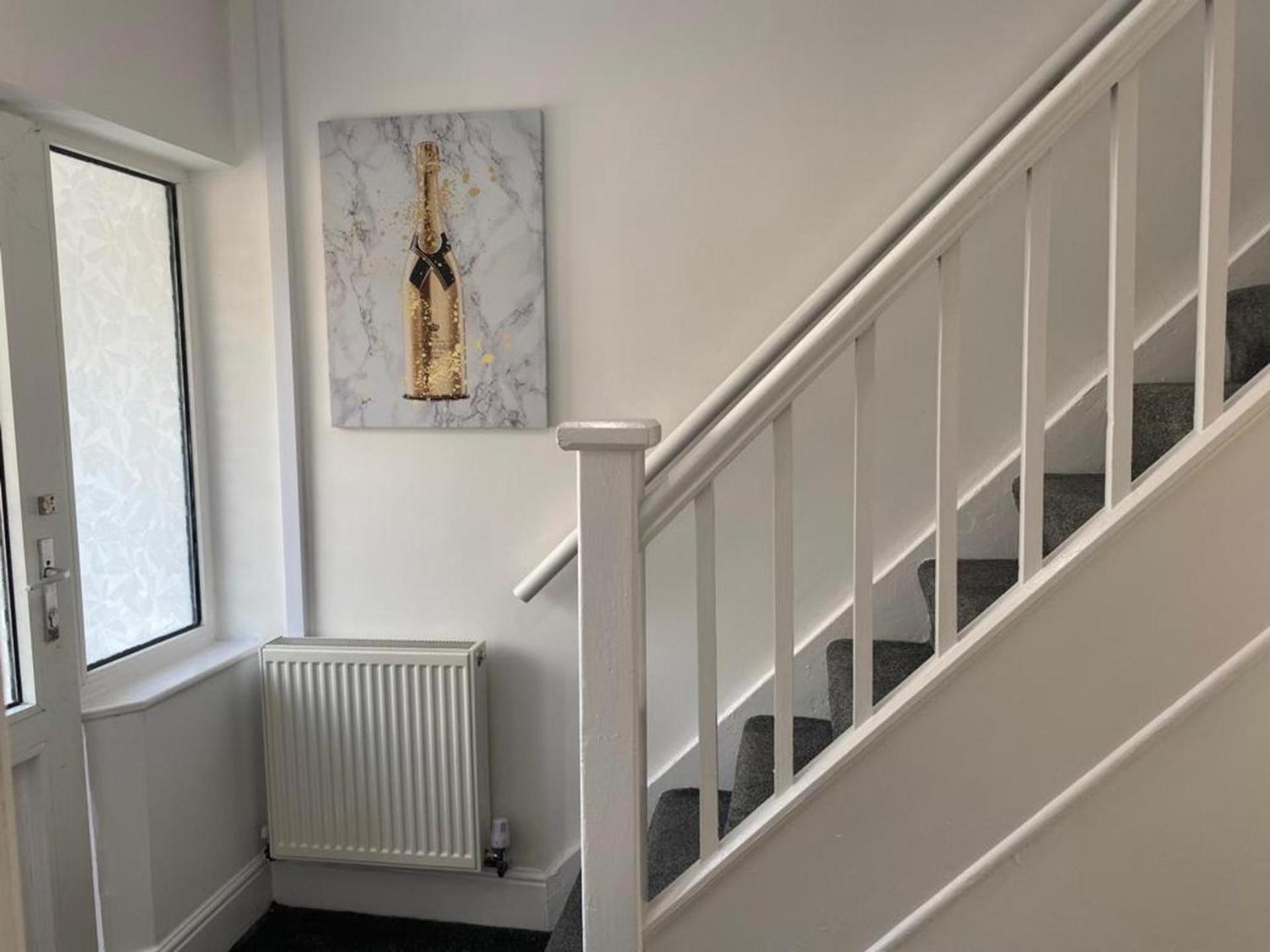 Immaculate 3-bed House In Holiday home *