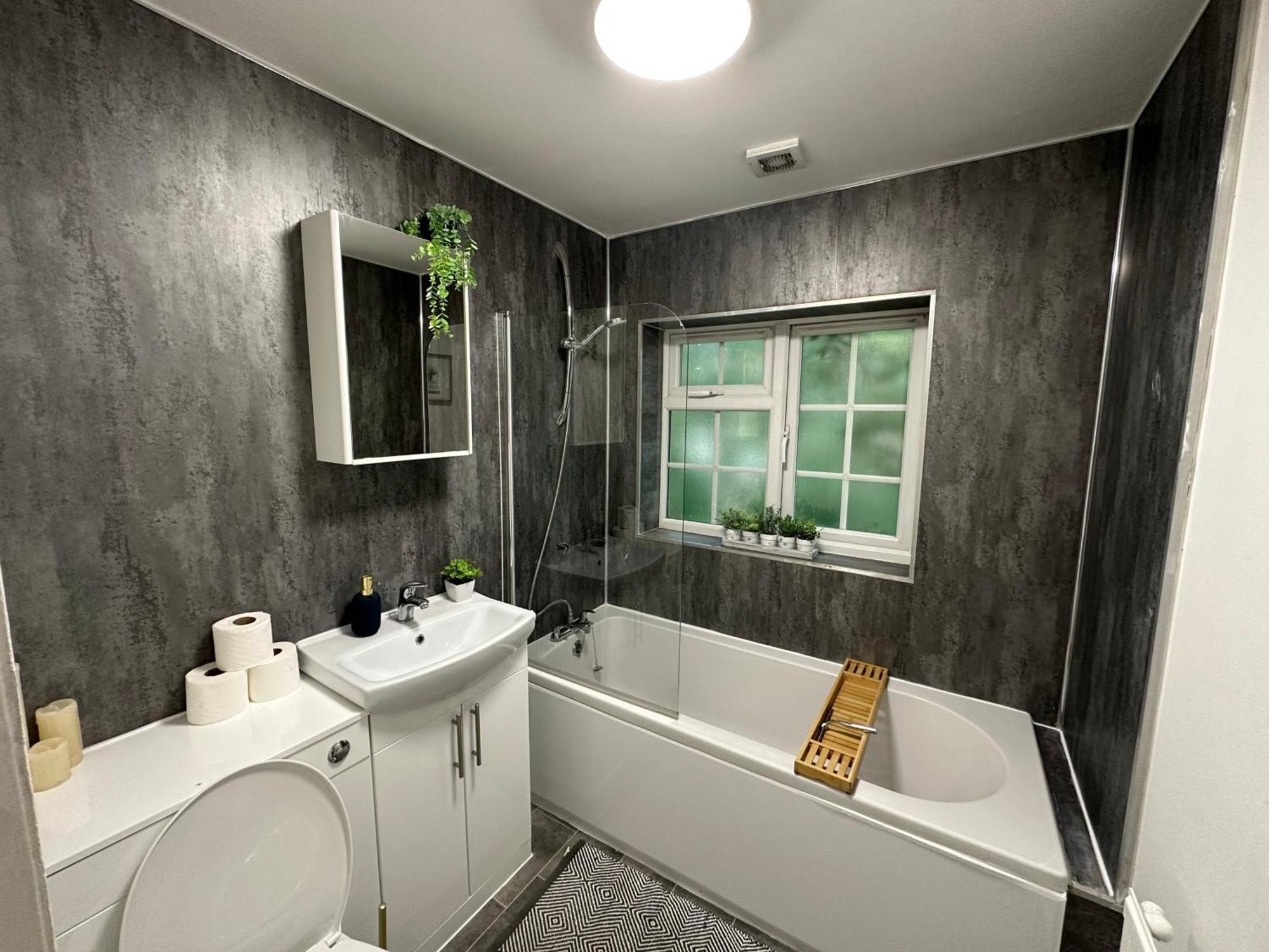 Apartamento Comfortable 3 Bed House With Garden & Parking Nottingham