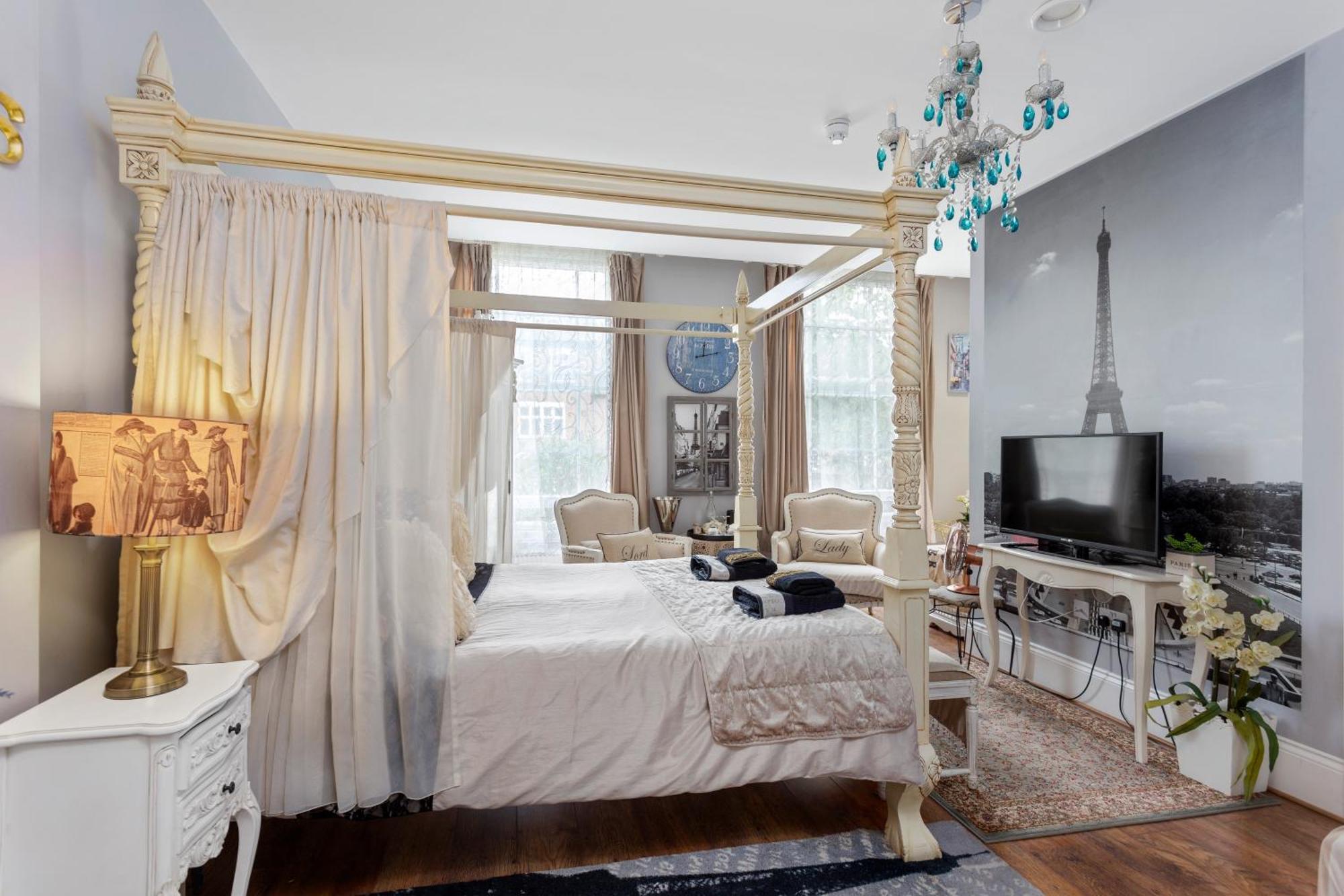 Mama's Boutique Hotel 3*