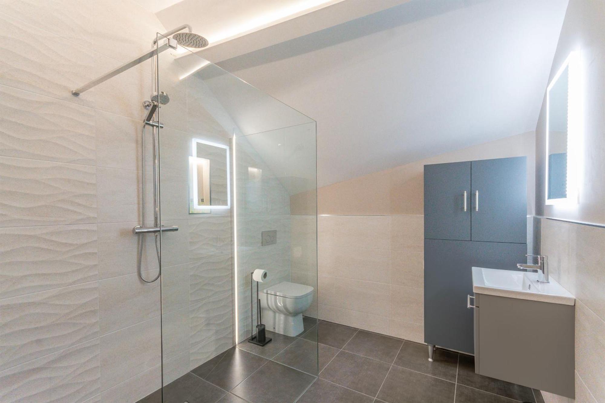 The Old School House - Luxury Themed Apartamento *