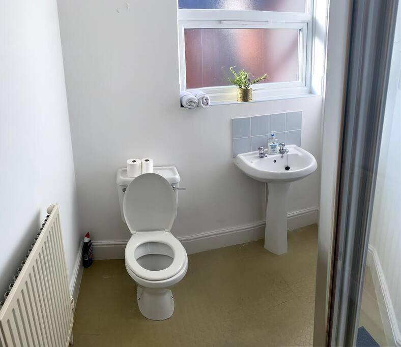 Apartment Huge Flat Sleeps 6+ Free Parking Nottingham