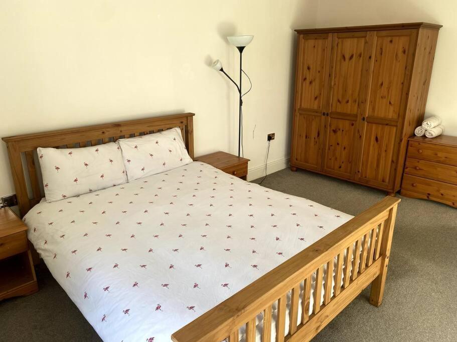 Apartment Huge Flat Sleeps 6+ Free Parking Nottingham