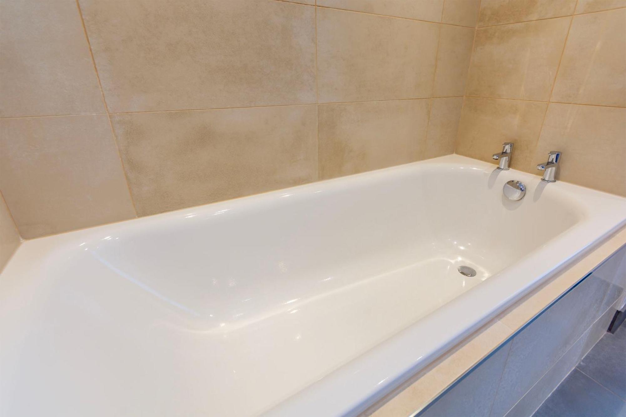 Apartment Luxury Spacious Flat For 4 Guests & Free Parking