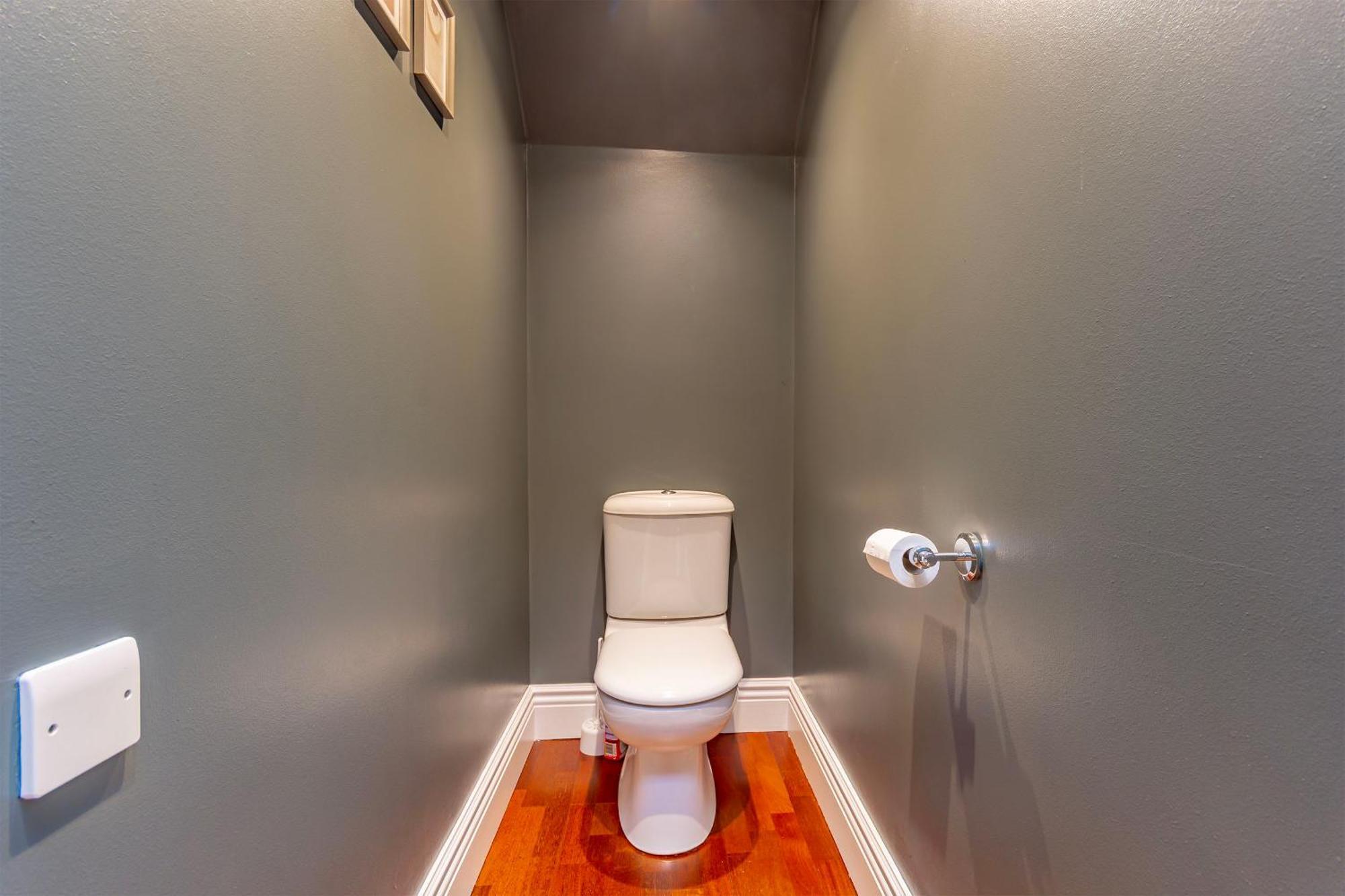 Luxury Spacious Flat For 4 Guests & Free Parking Apartment