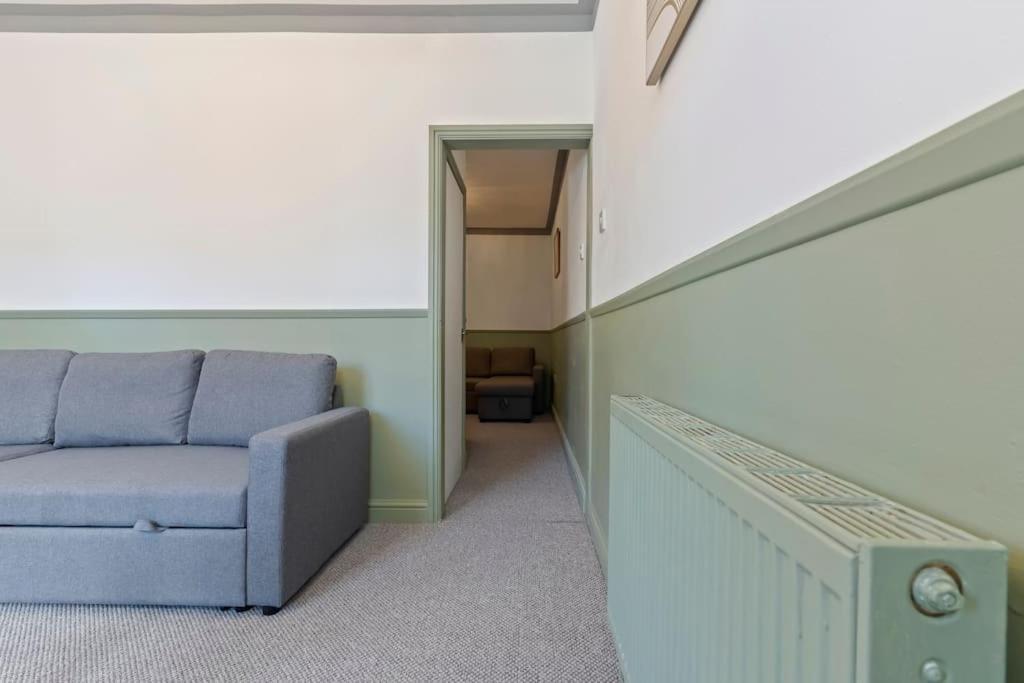 Mia's House: Park View +parking * Nottingham
