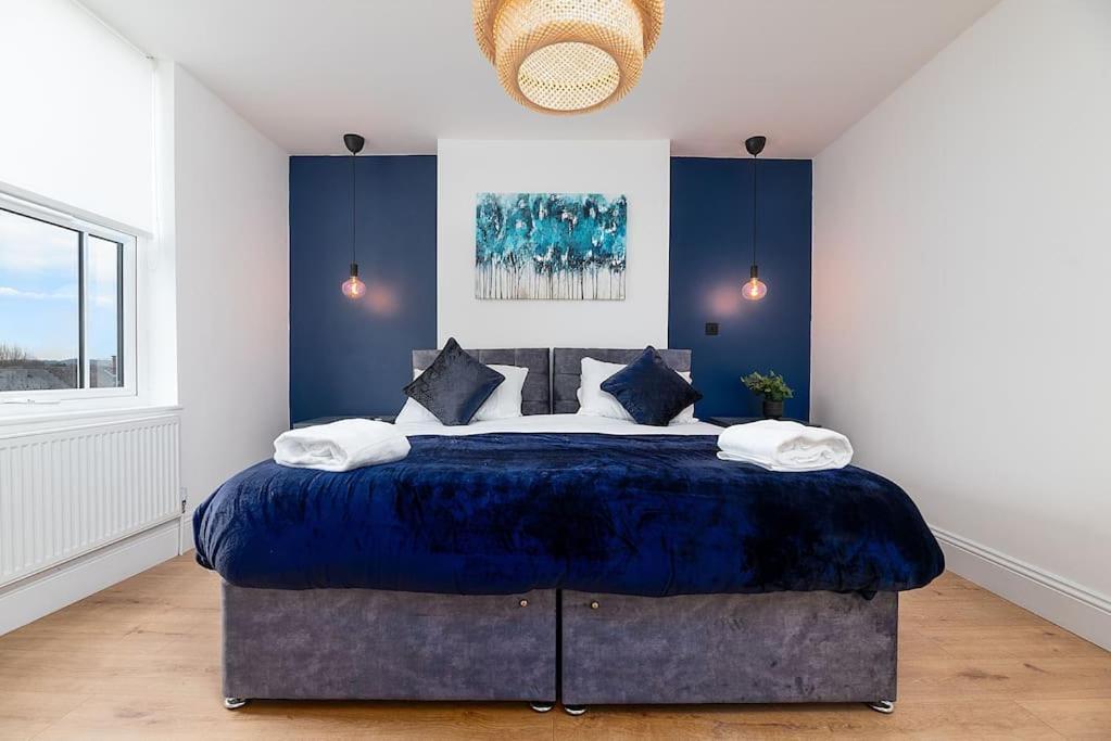 Modern 2 Bed In Centre - Free Parking - 6 Guests Nottingham