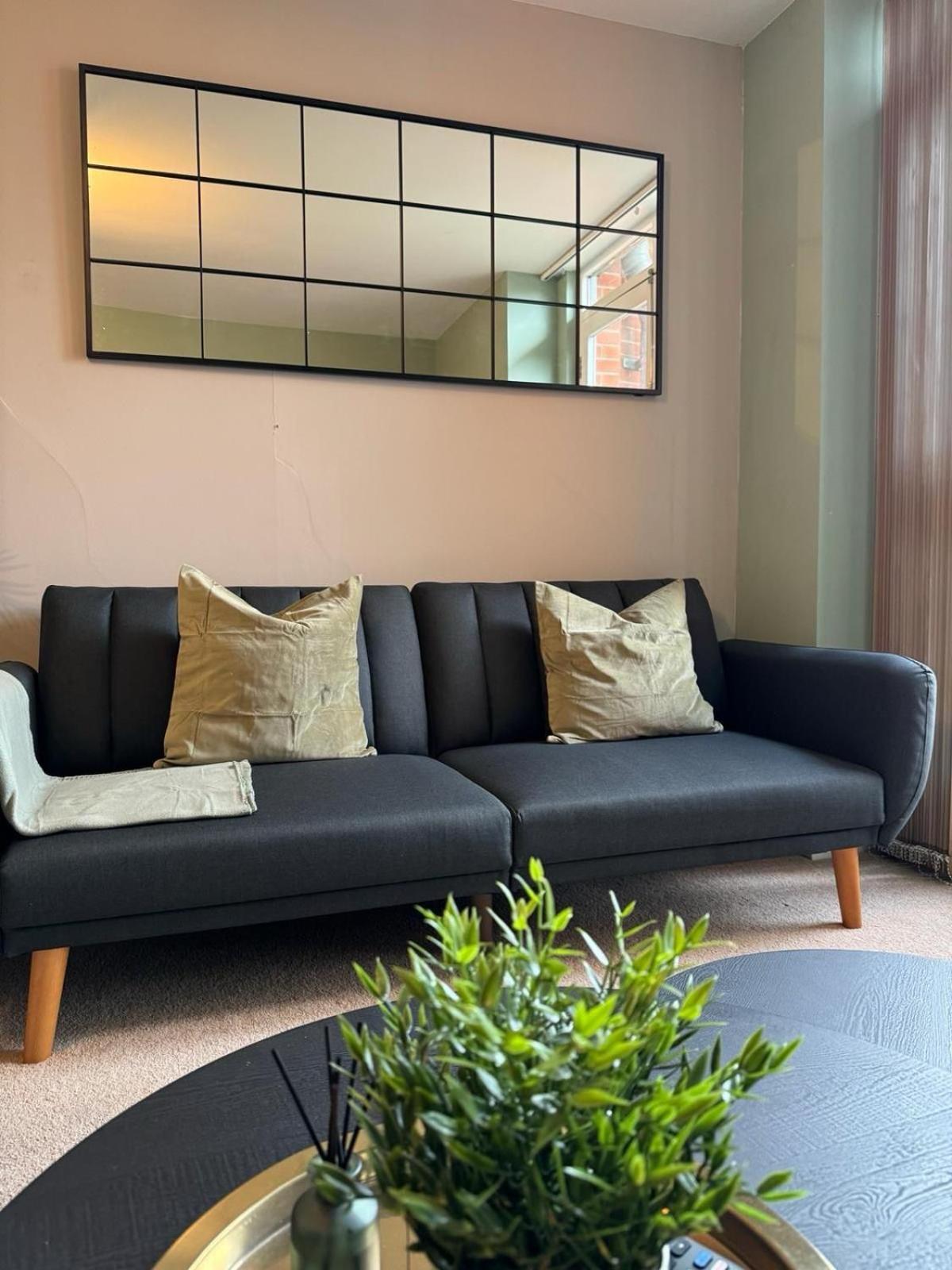 Centre - 2br - Free Parking - Long