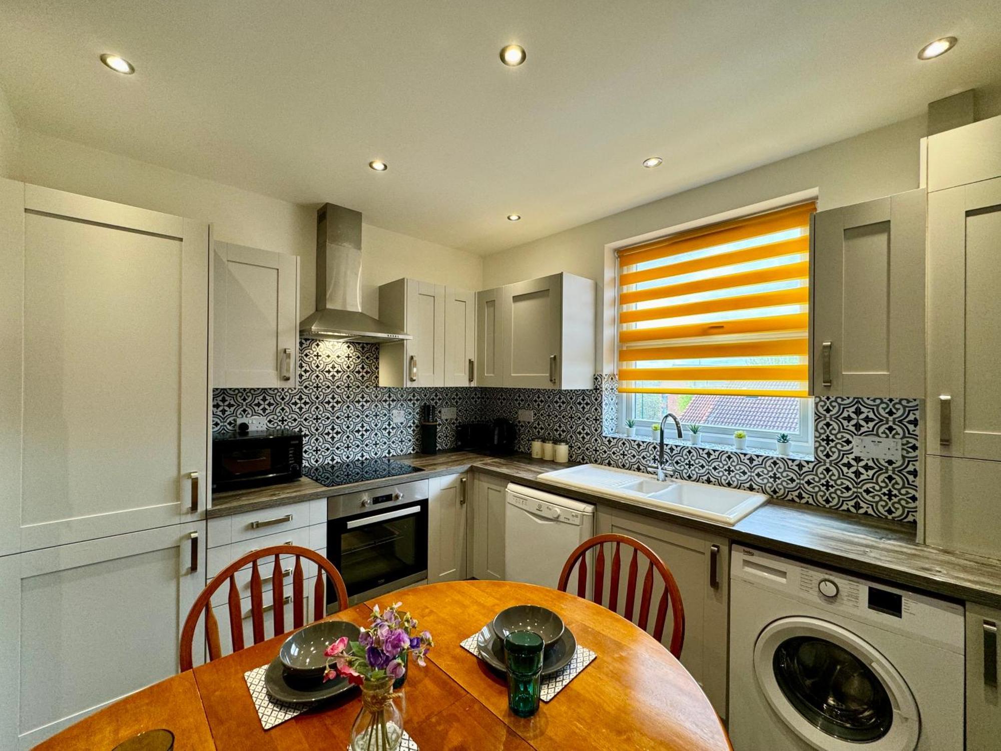 Waterloo House - Great For Contractors Or Family Holidays Holiday home *