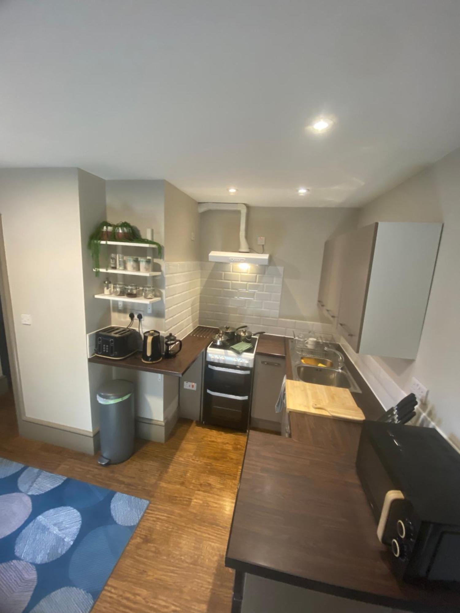 Quiet Cosy 1 Bedroom Carrington F1 Nottingham