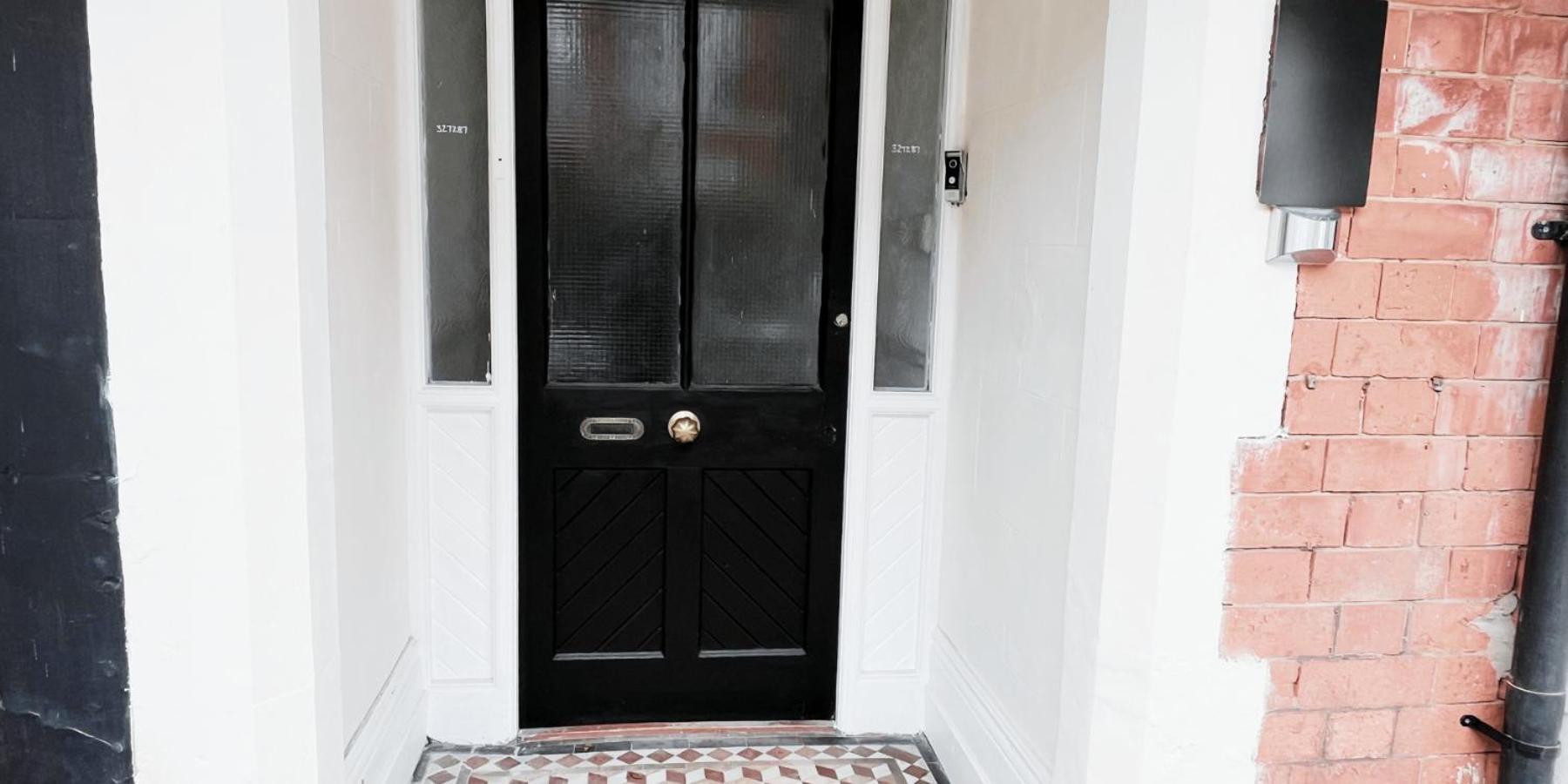 Spacious In Modern House Near Apartment Nottingham