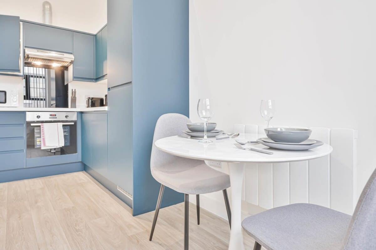 Apartment Modern 2 Bedroom In Nottingham
