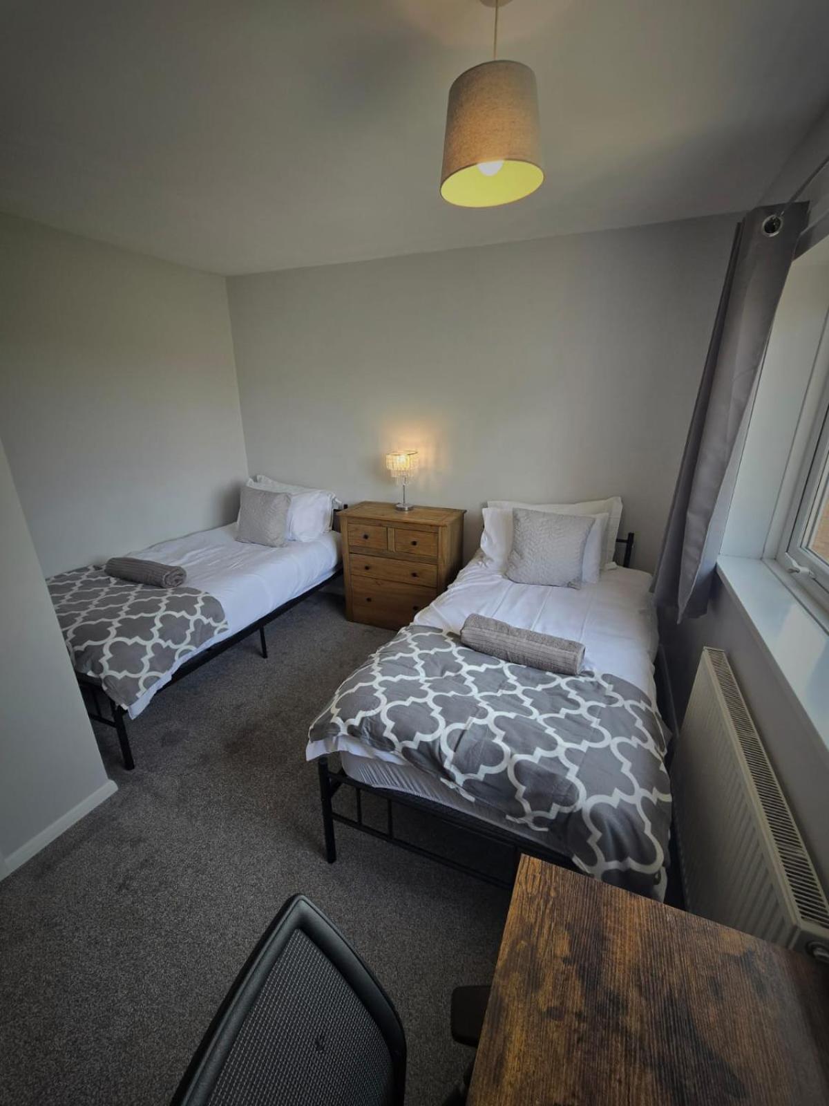 Comfy, 3 Bedroom House, Ng5, Free Parking Holiday home Nottingham