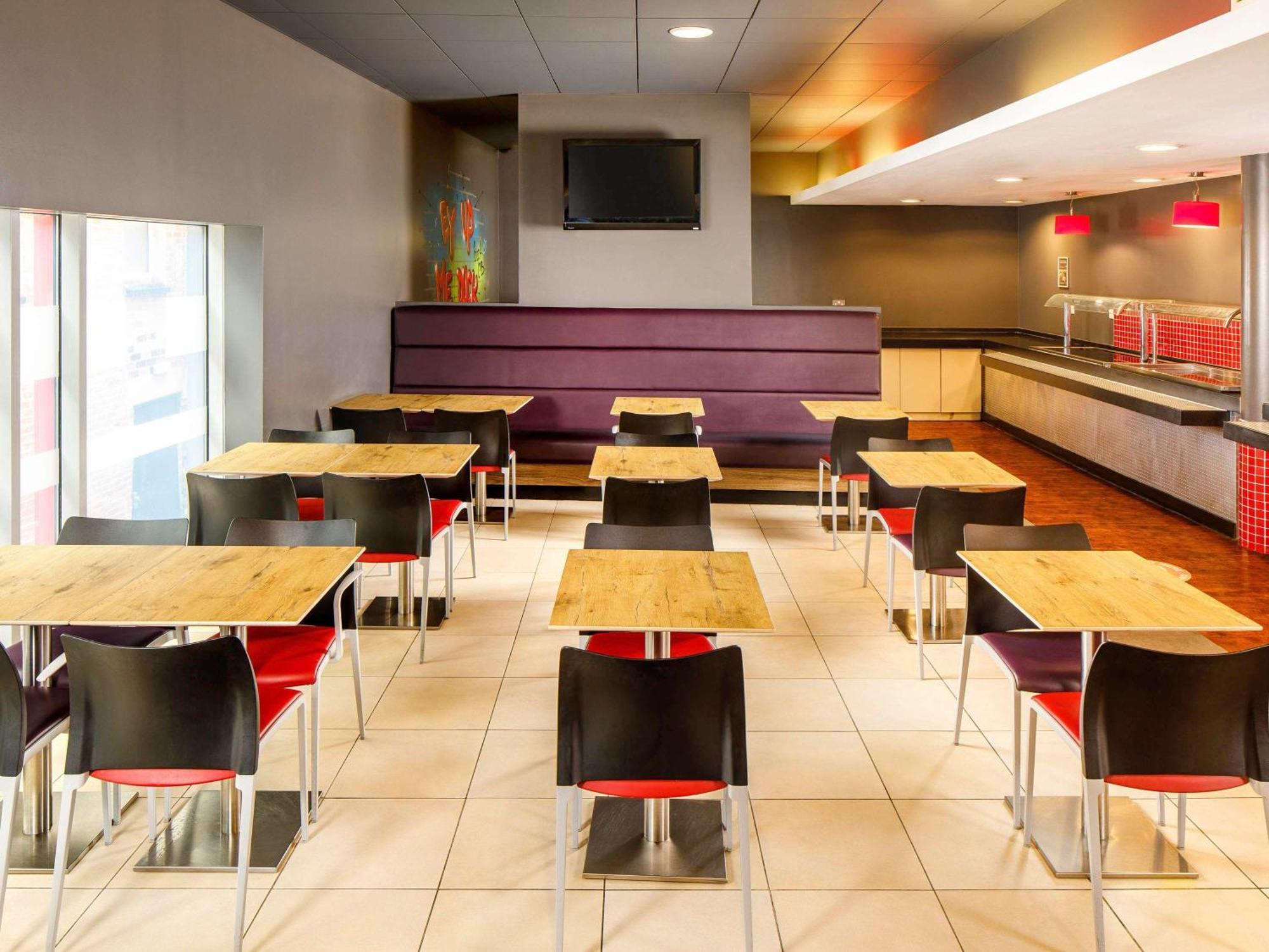 Ibis Centre 3*