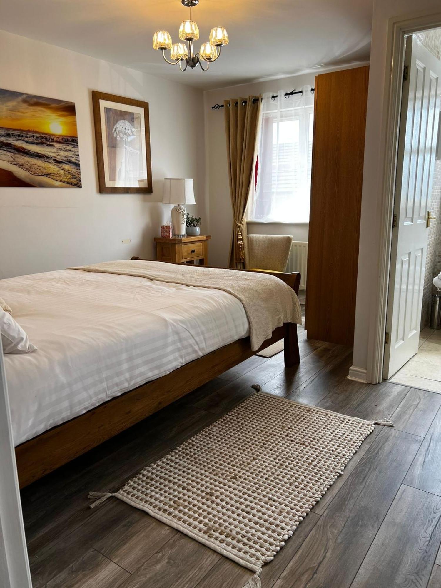 Guest house Only- Option Of The Entire House If Available - Private Property In Quiet Estate