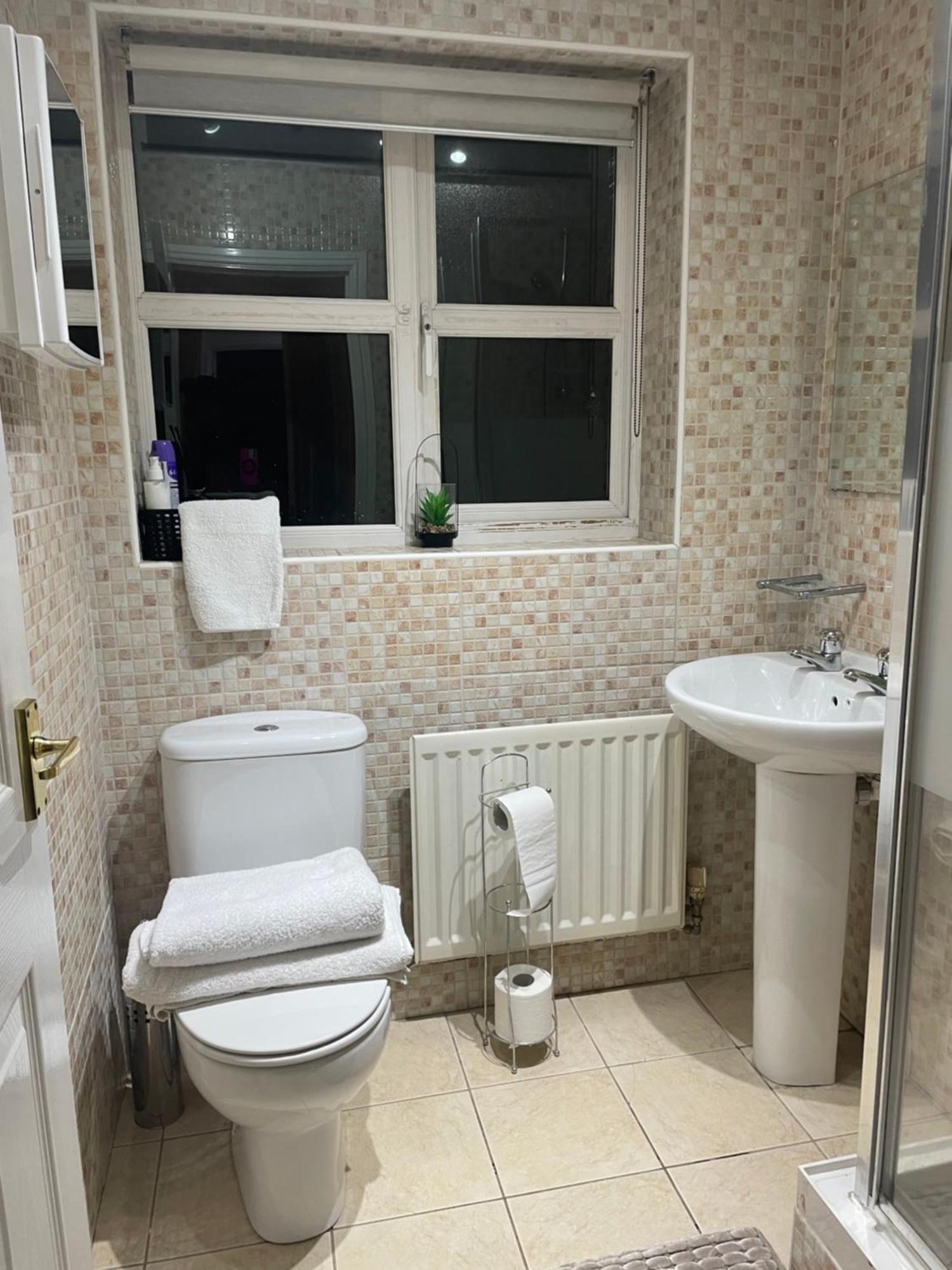 Guest house Only- Option Of The Entire House If Available - Private Property In Quiet Estate