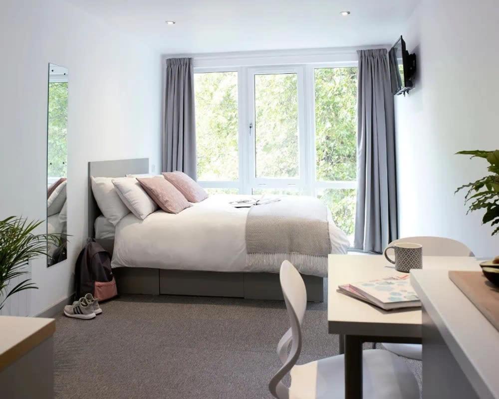 Apartment Student Only Zeni Central *