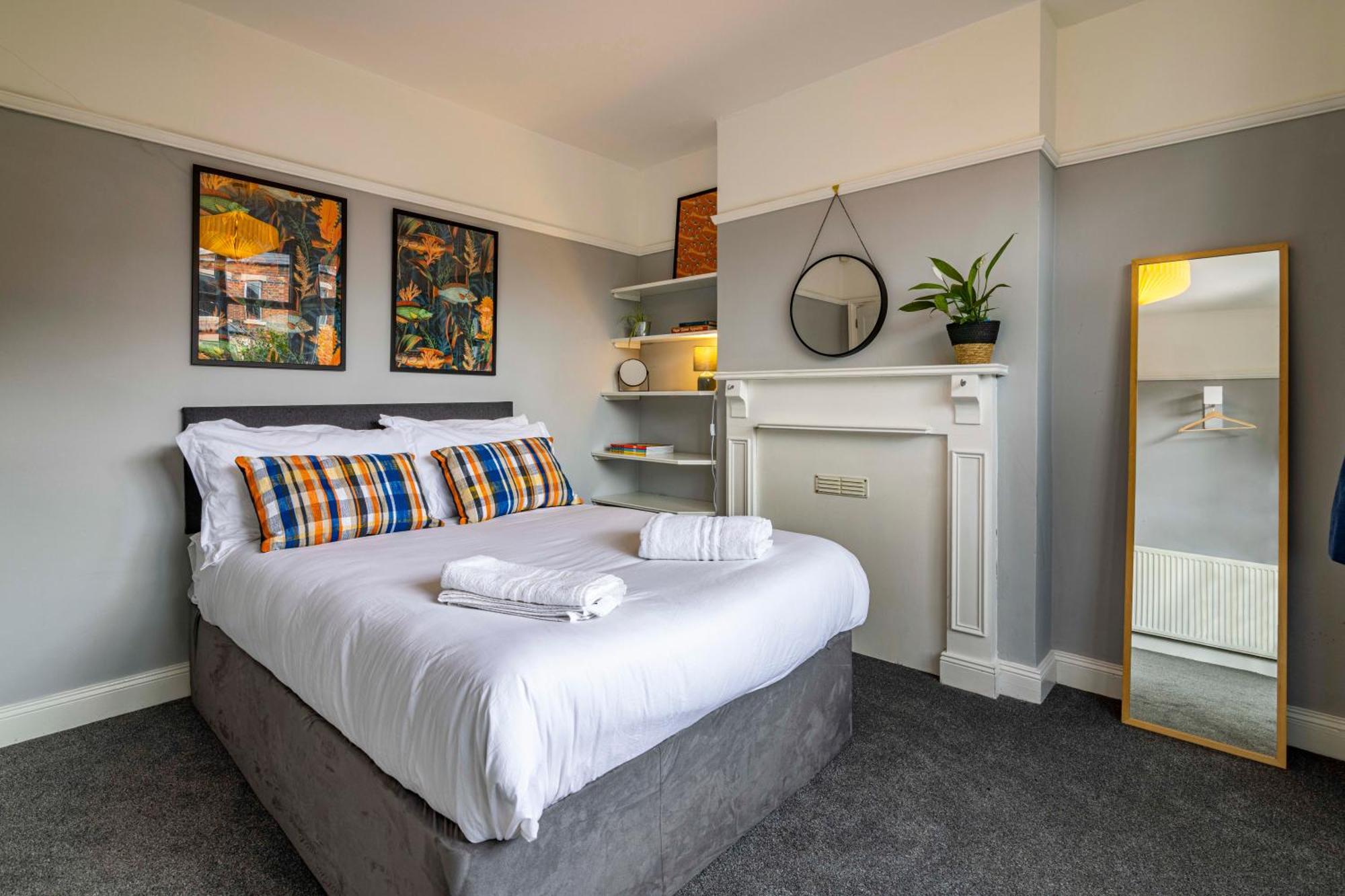 Pousada Lovely 4bdr Home- Off Street Parking Sleeps 7 Nottingham