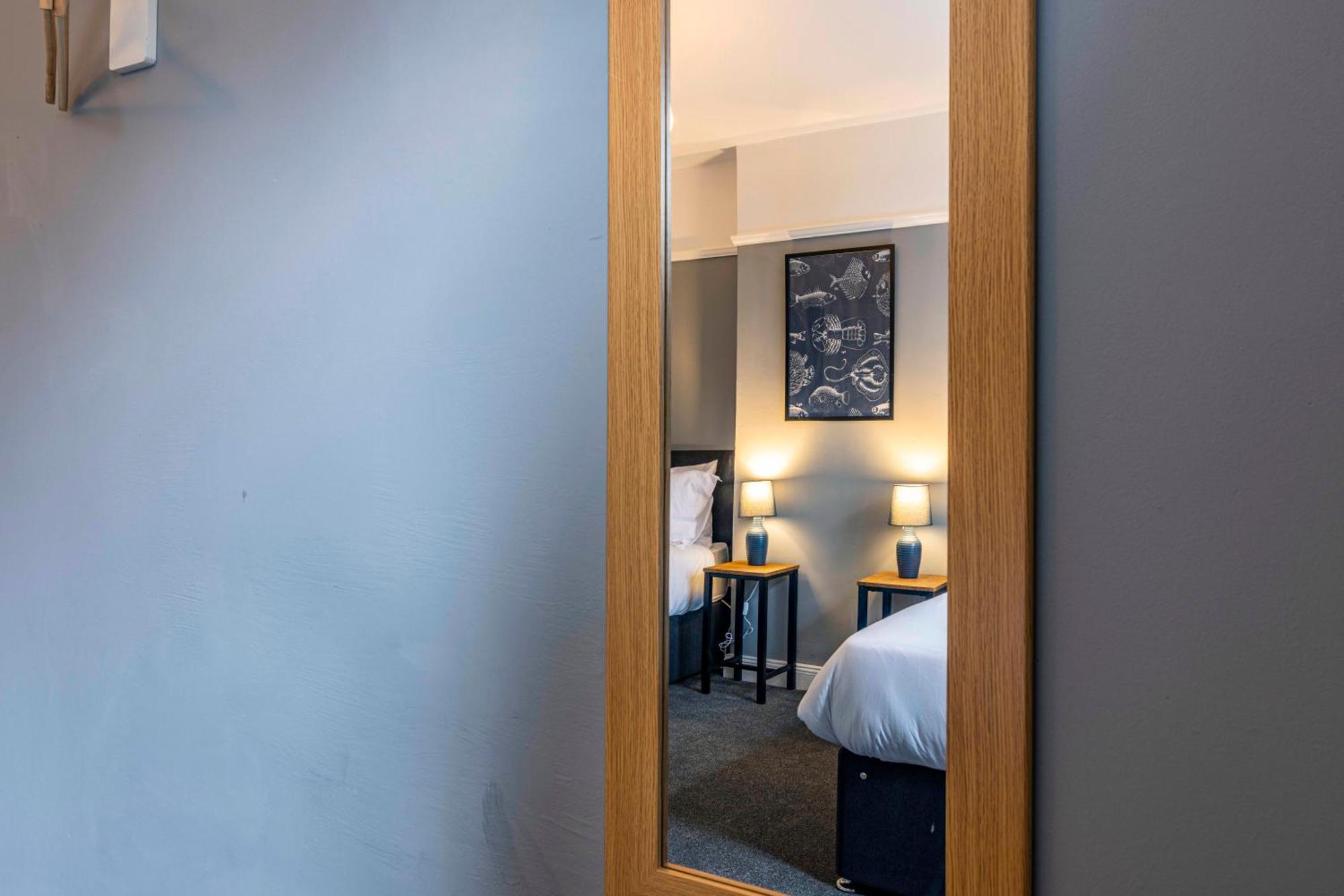 Lovely 4bdr Home- Off Street Parking Sleeps 7 Pousada Nottingham