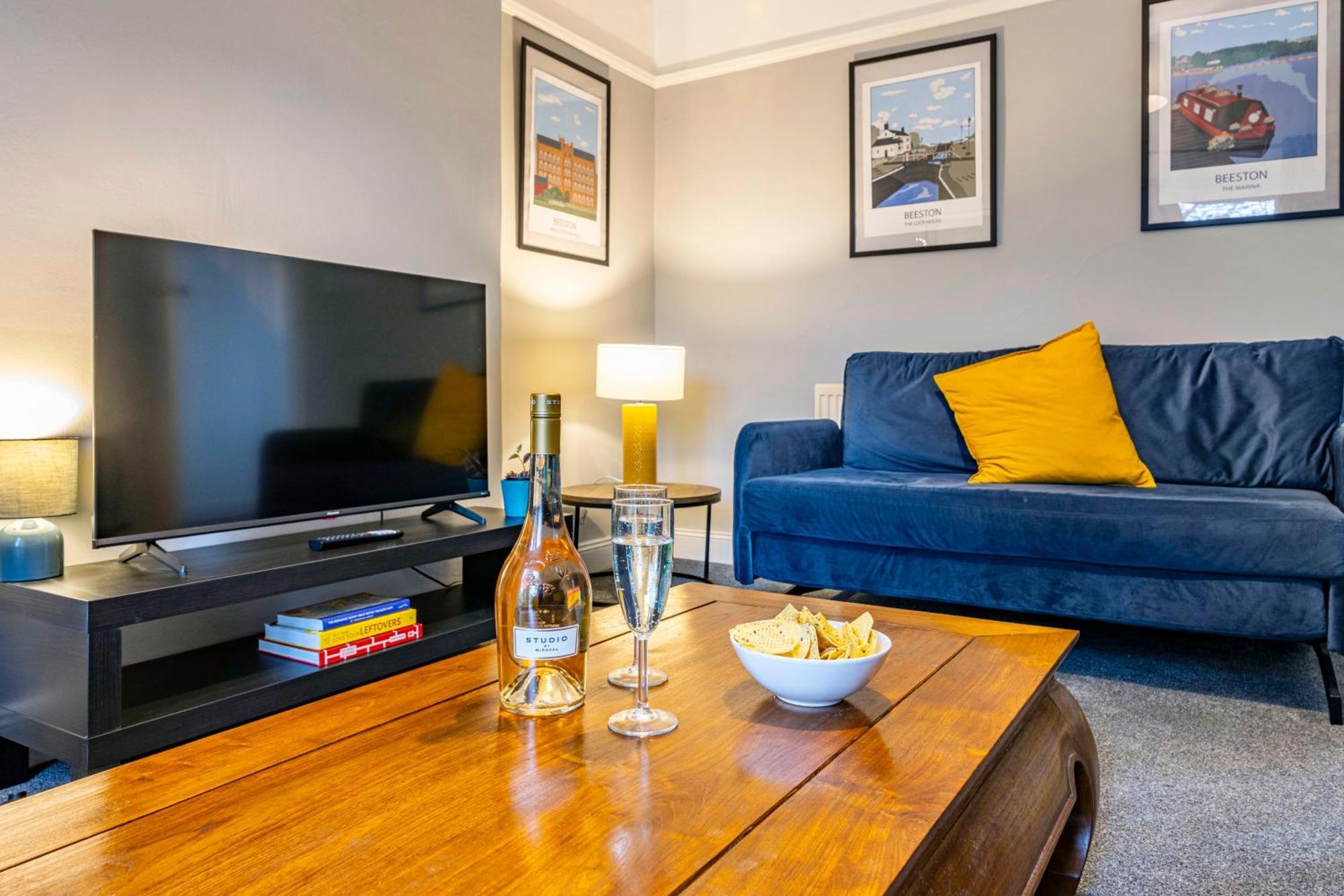 Lovely 4bdr Home- Off Street Parking Sleeps 7 * Nottingham