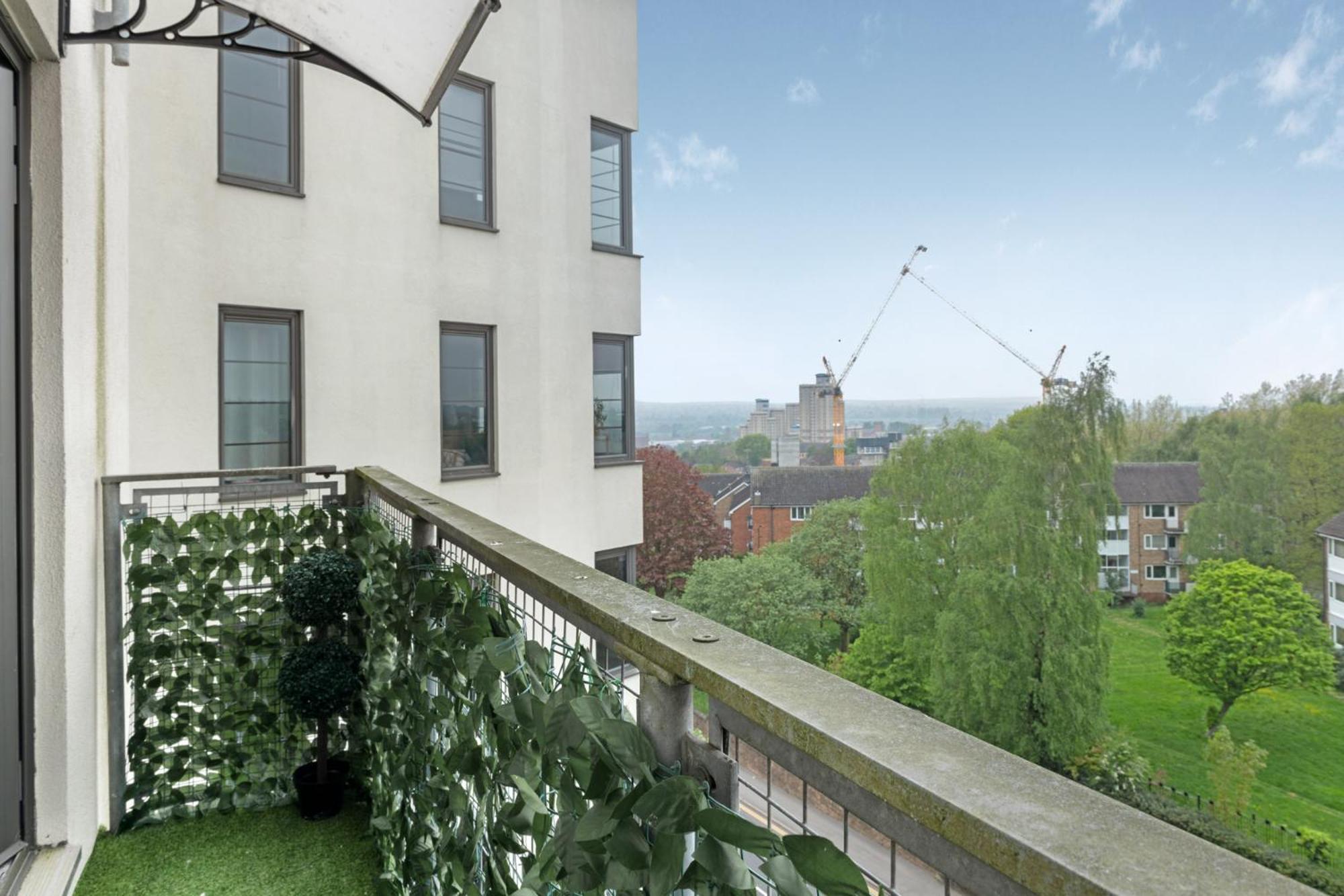 Luxurious 2 Bedroom + Free Parking * Nottingham