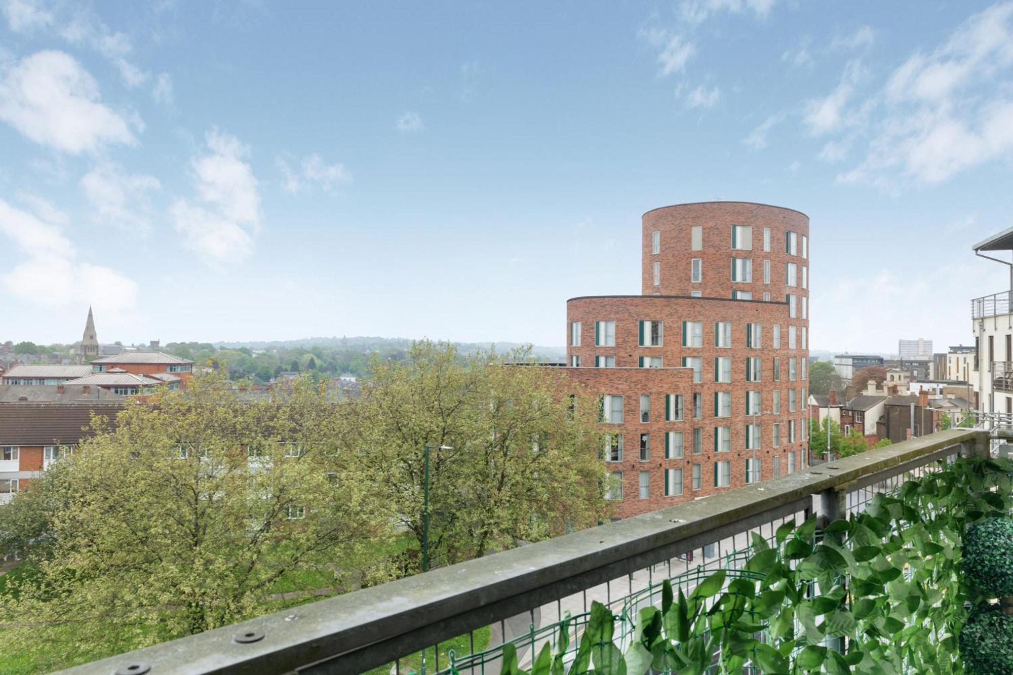 Apartment Luxurious 2 Bedroom + Free Parking Nottingham