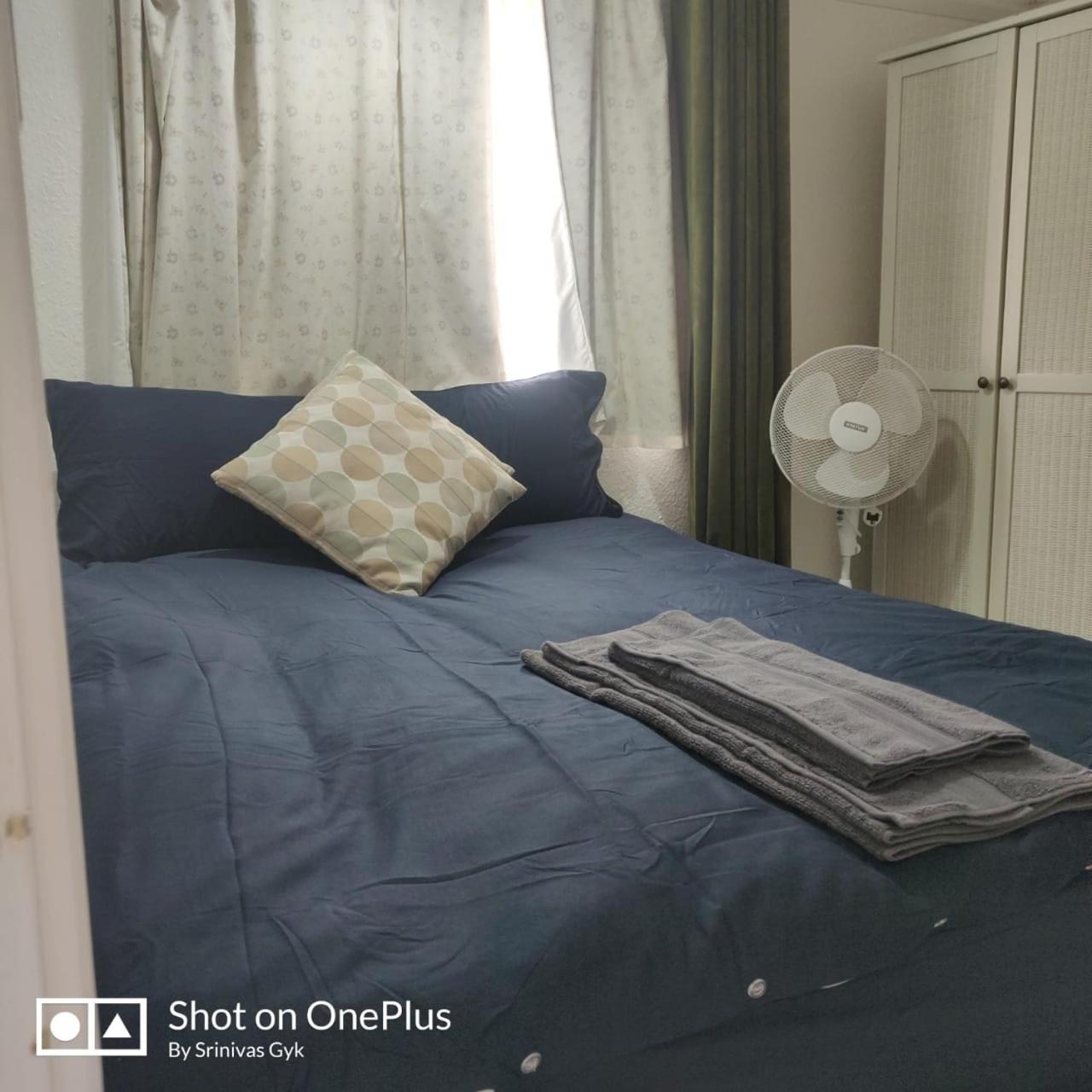 Nice 2 Bedroom House Near City Hospital *