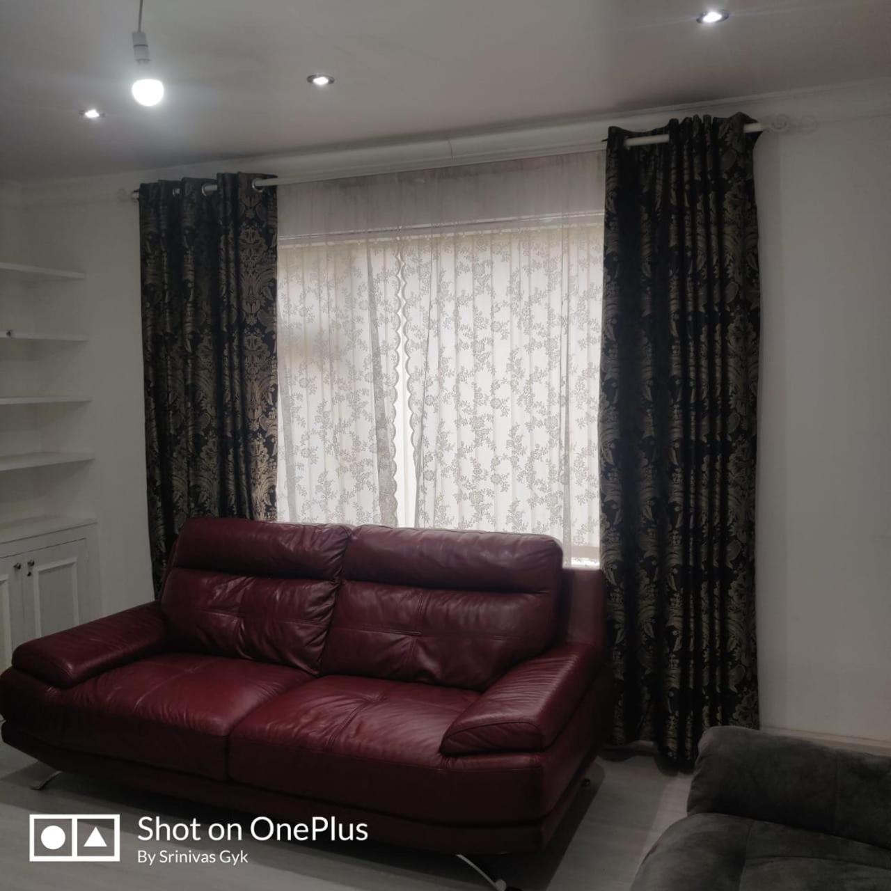 Apartment Nice 2 Bedroom House Near City Hospital *