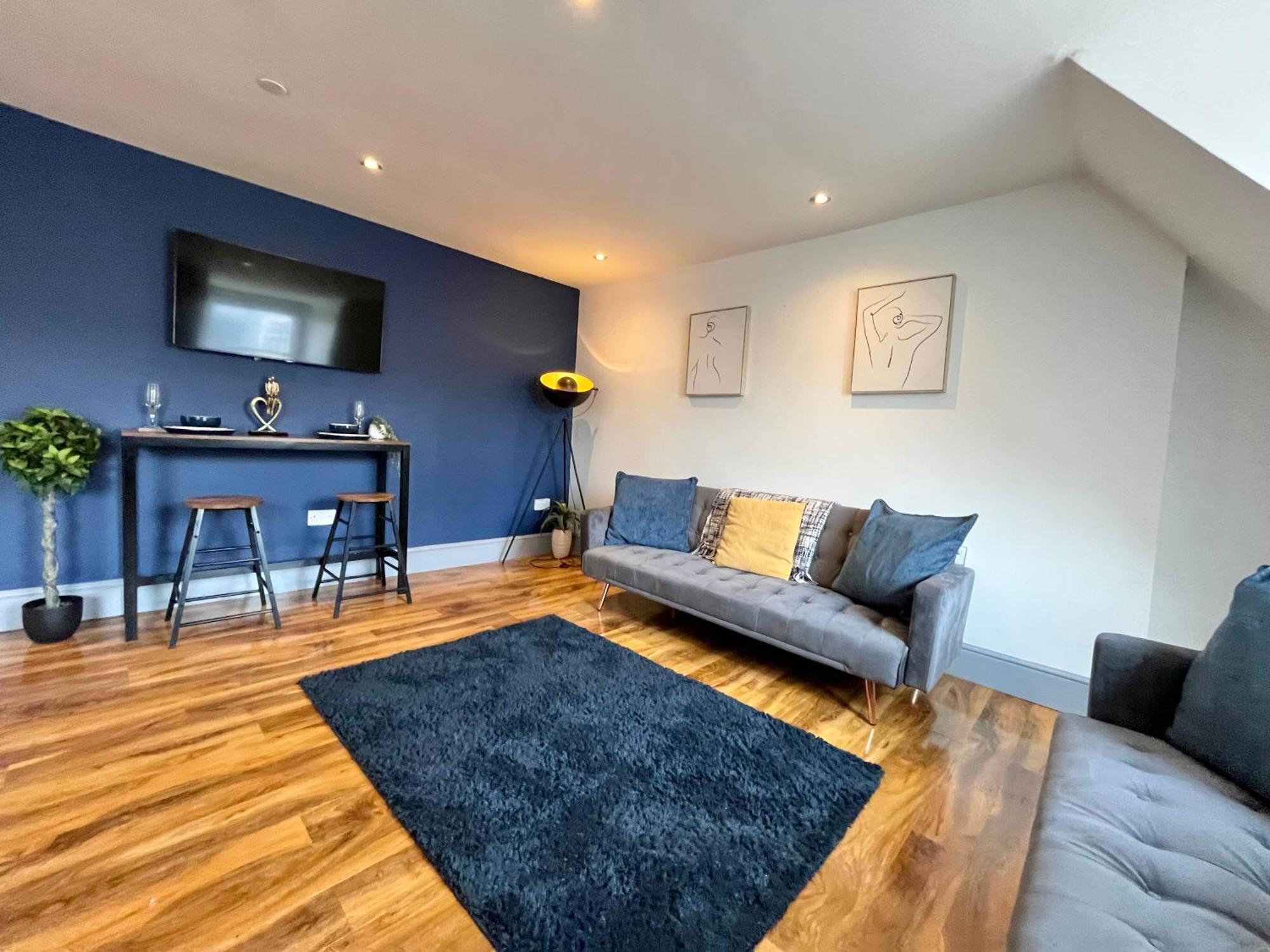 Apartment Magnificent One Bed Penthouse *