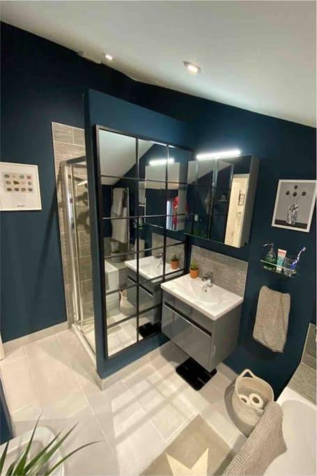 7, The Gallery - West Bridgford Apartment *