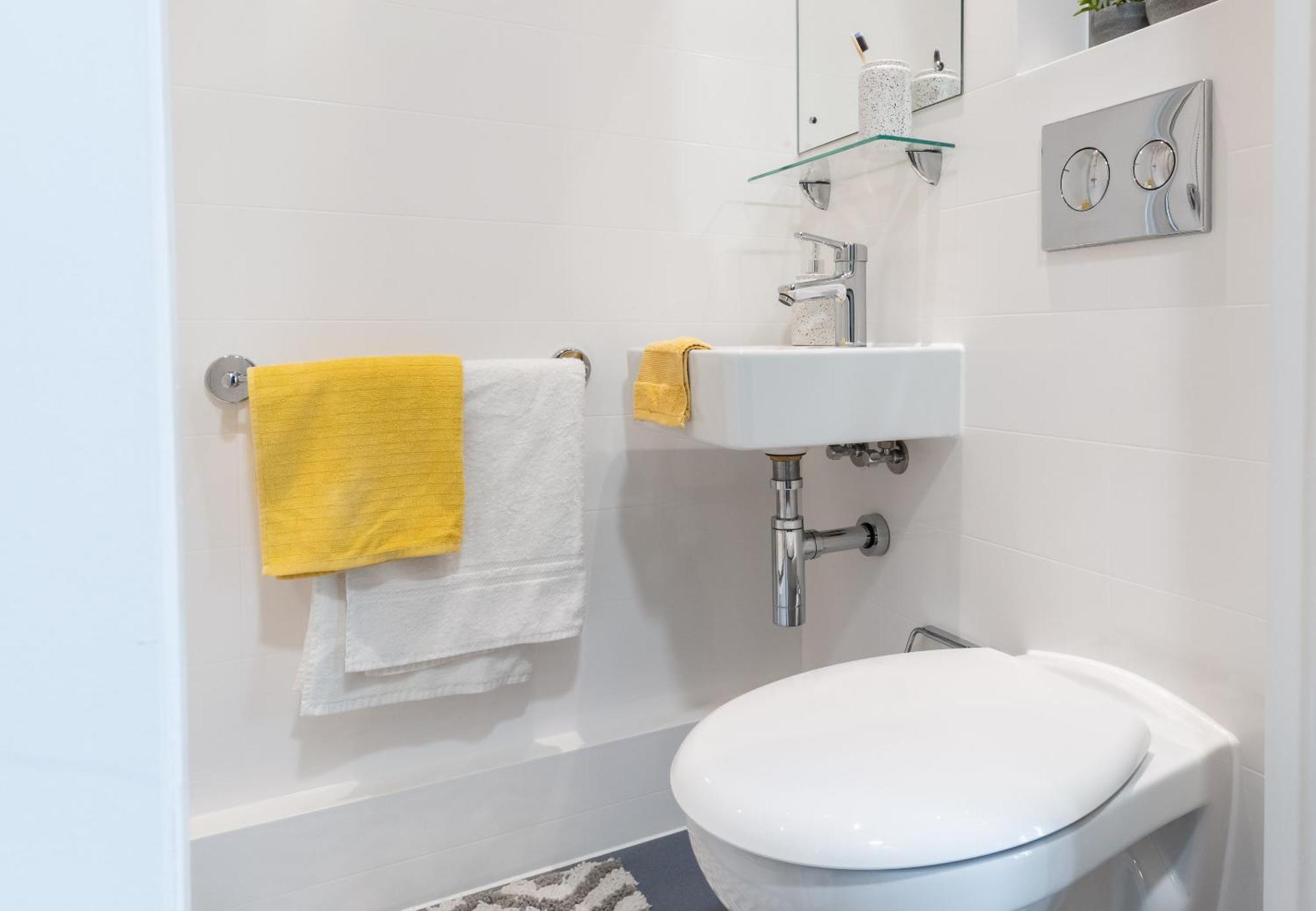 Homestay Student Only, Ensuite-in A Stylish At Signal Place Nottingham