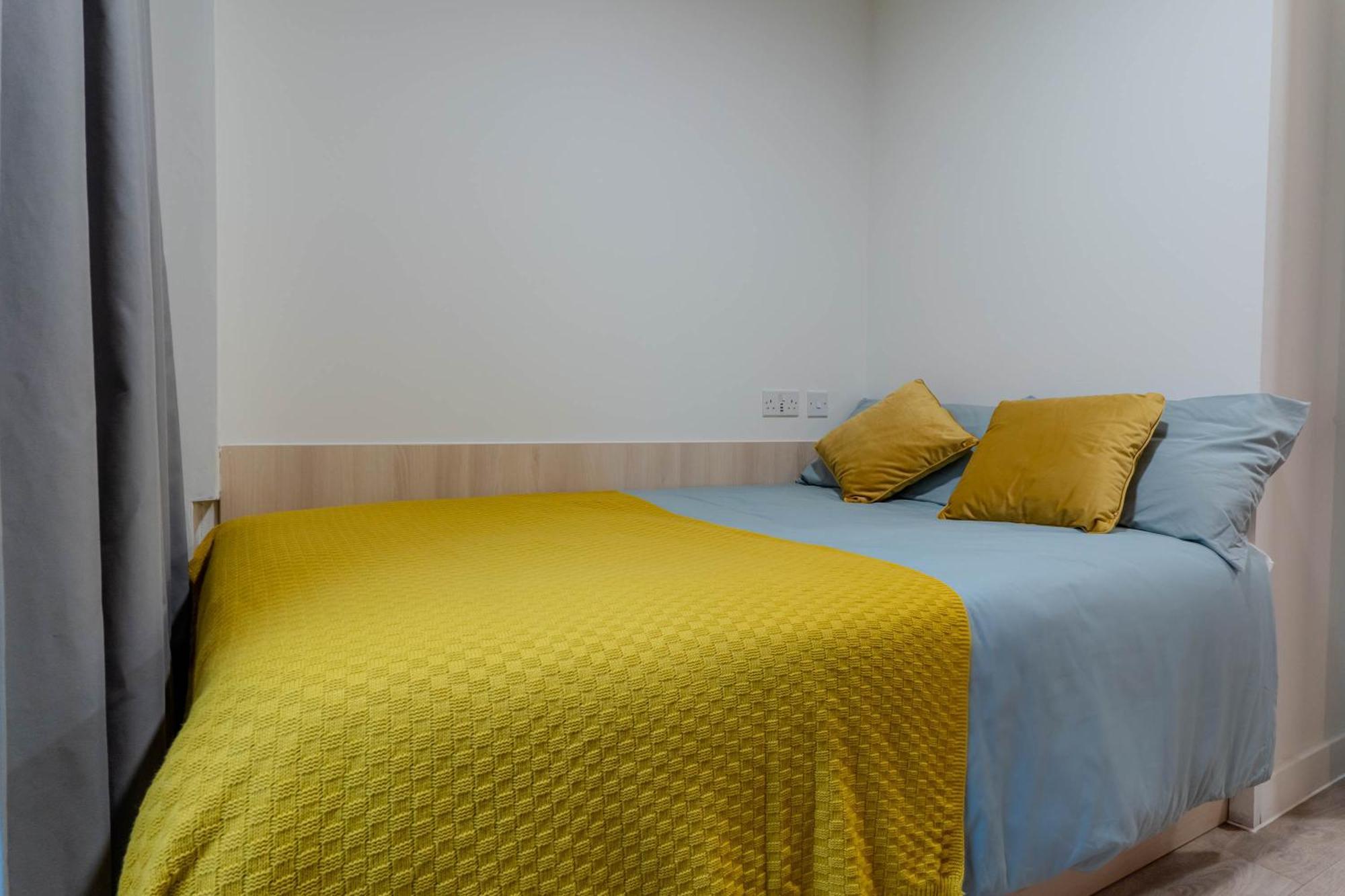Student Only, Ensuite-in A Stylish At Signal Place Nottingham