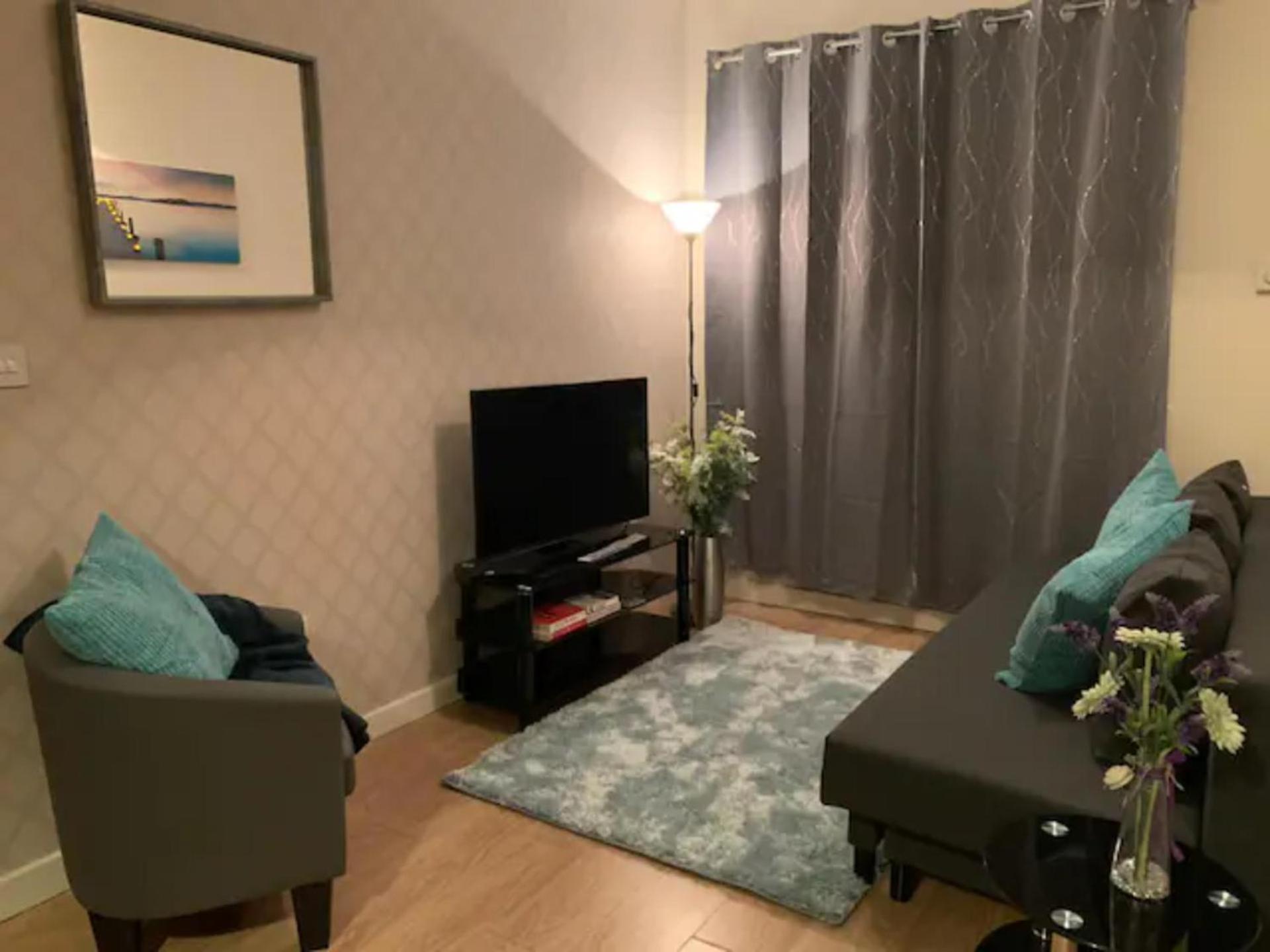 Sherwood-free Parking-business-leisure *