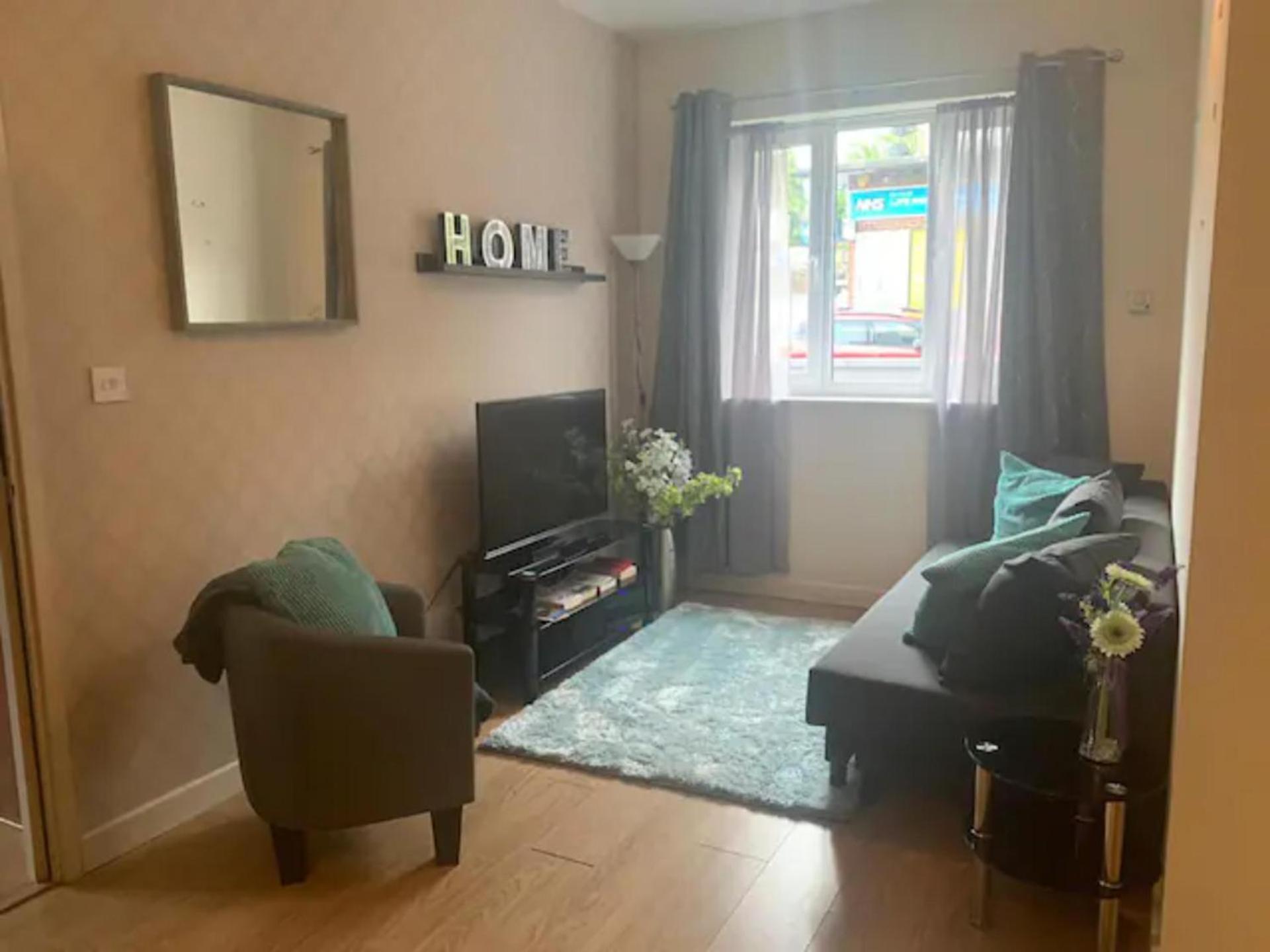 Apartment Sherwood-free Parking-business-leisure