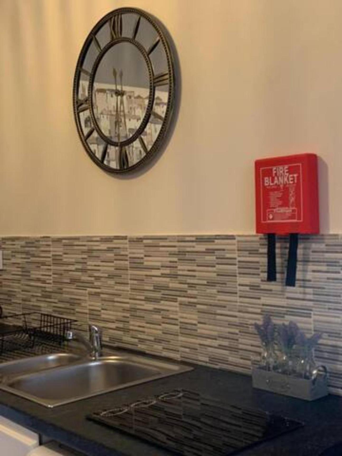 Sherwood-free Parking-business-leisure Apartment
