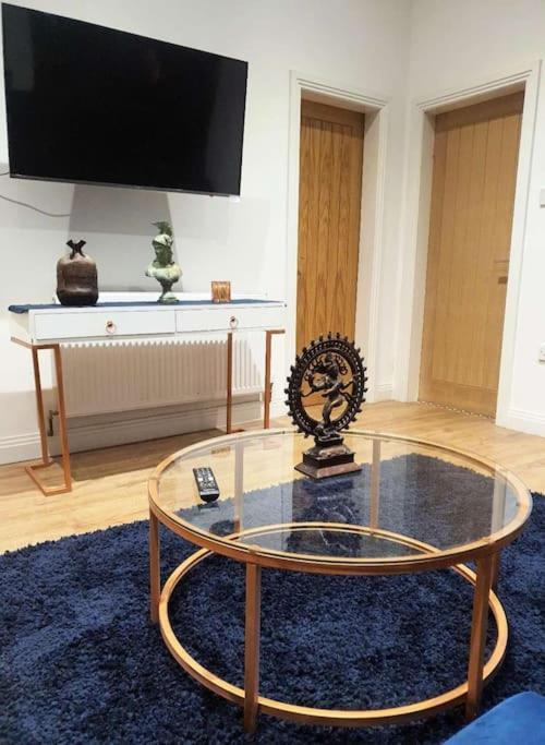 Apartment Blue Room, Stylish Near Centre Nottingham