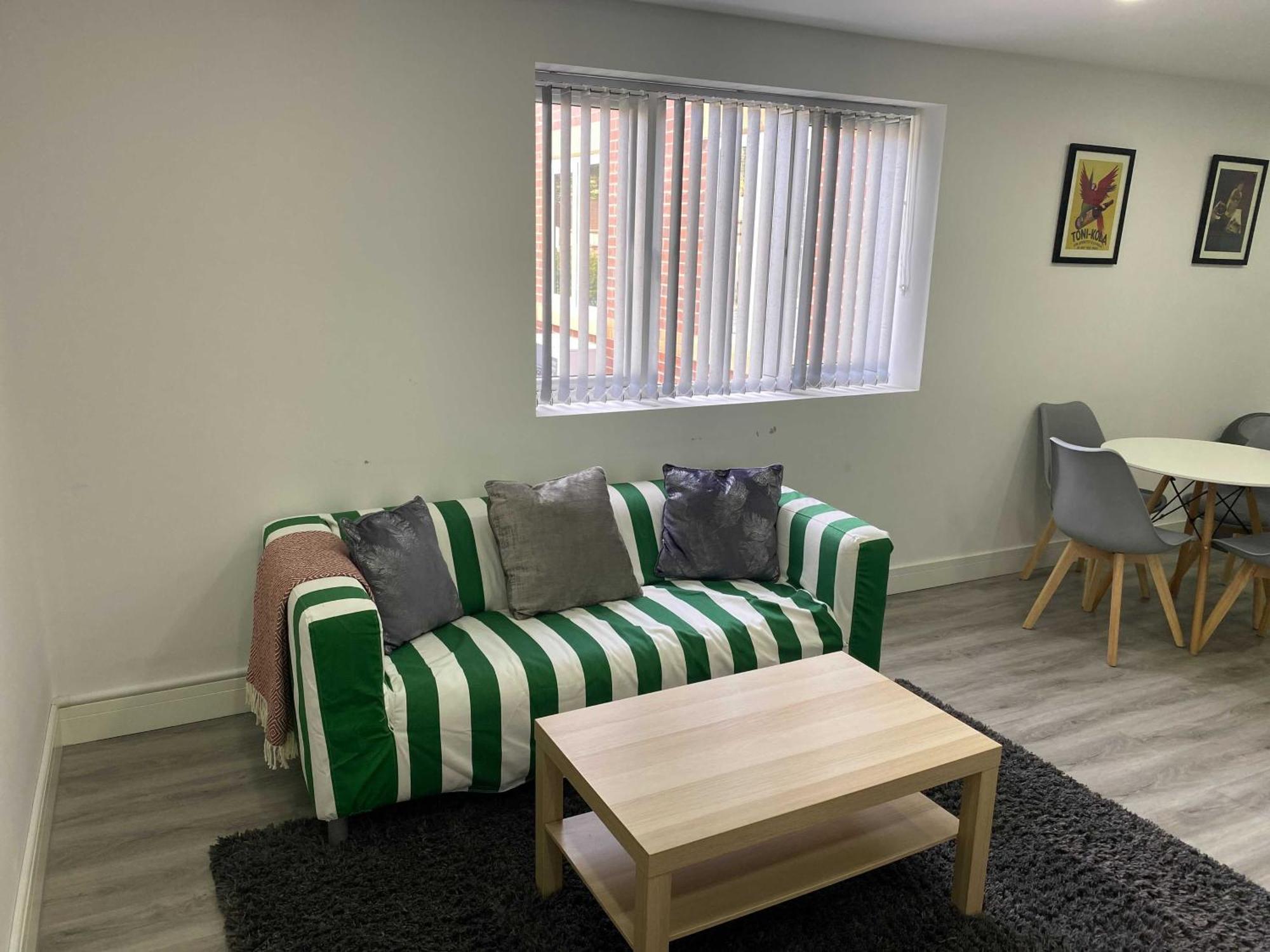 Adbolton House - Sleek, Stylish, Brand New & Carbon Nottingham