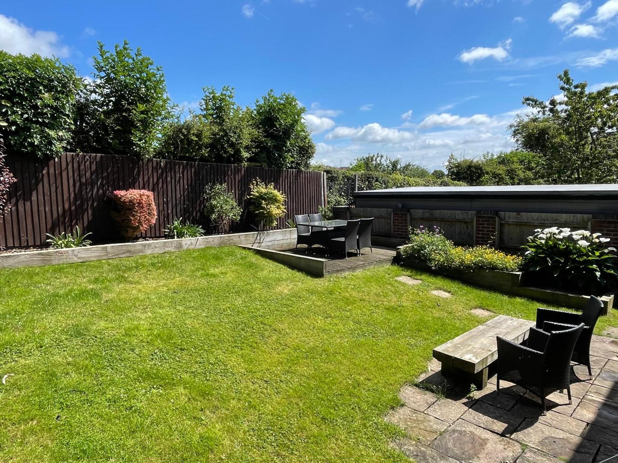 Spacious Four Bed Detached In Nottingham