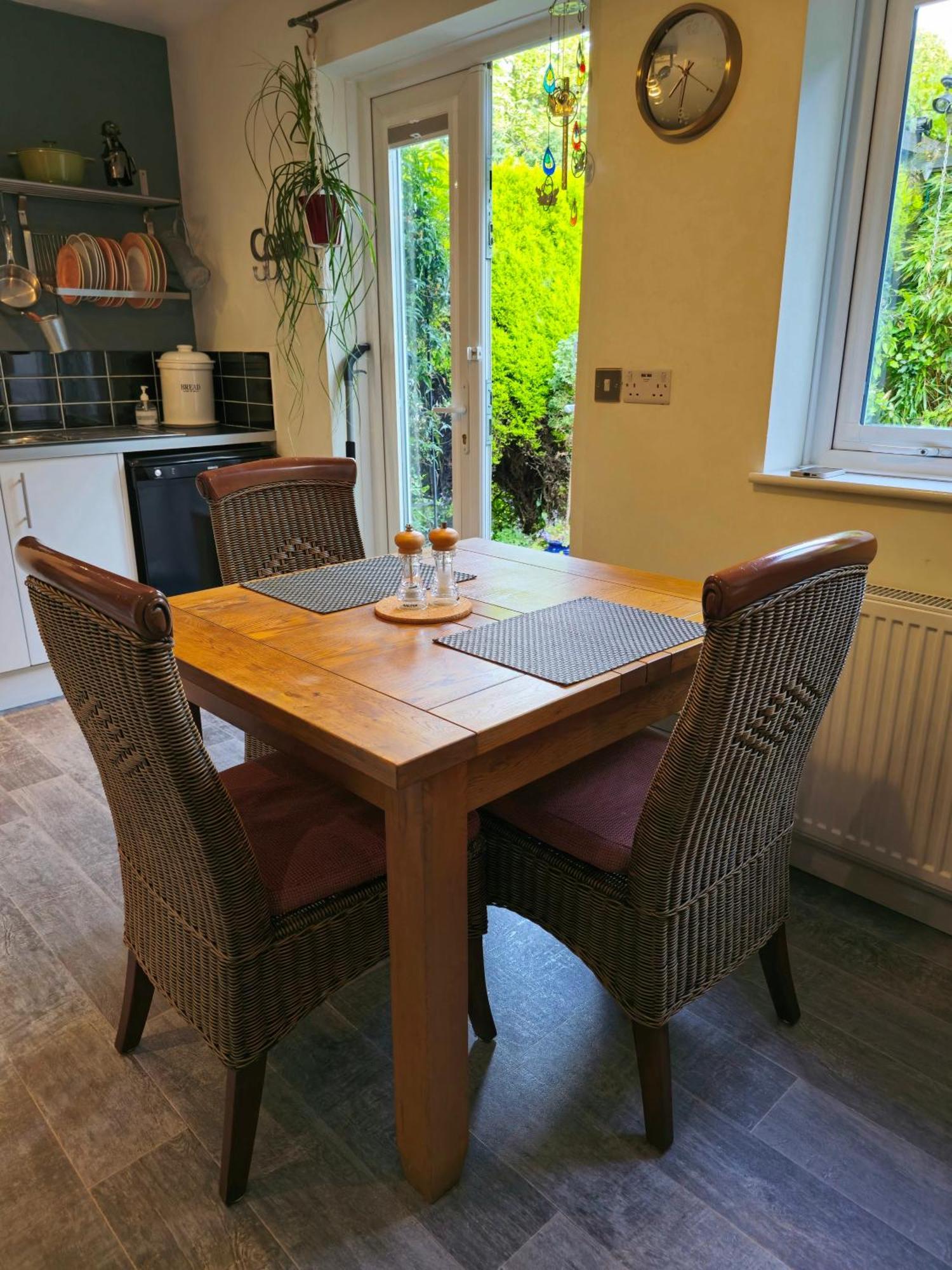Holiday home Luxurious 1 Bedroom Bungalow With Parking And Private Garden,sleeps 2 Nottingham