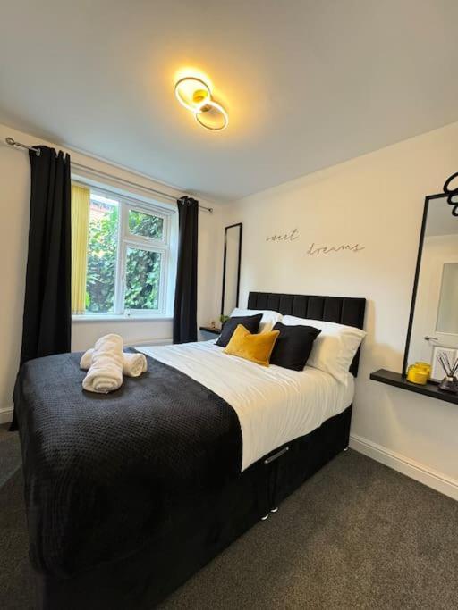 Luxury Cozy 3 Bed 5mins From - Free Parking! Nottingham