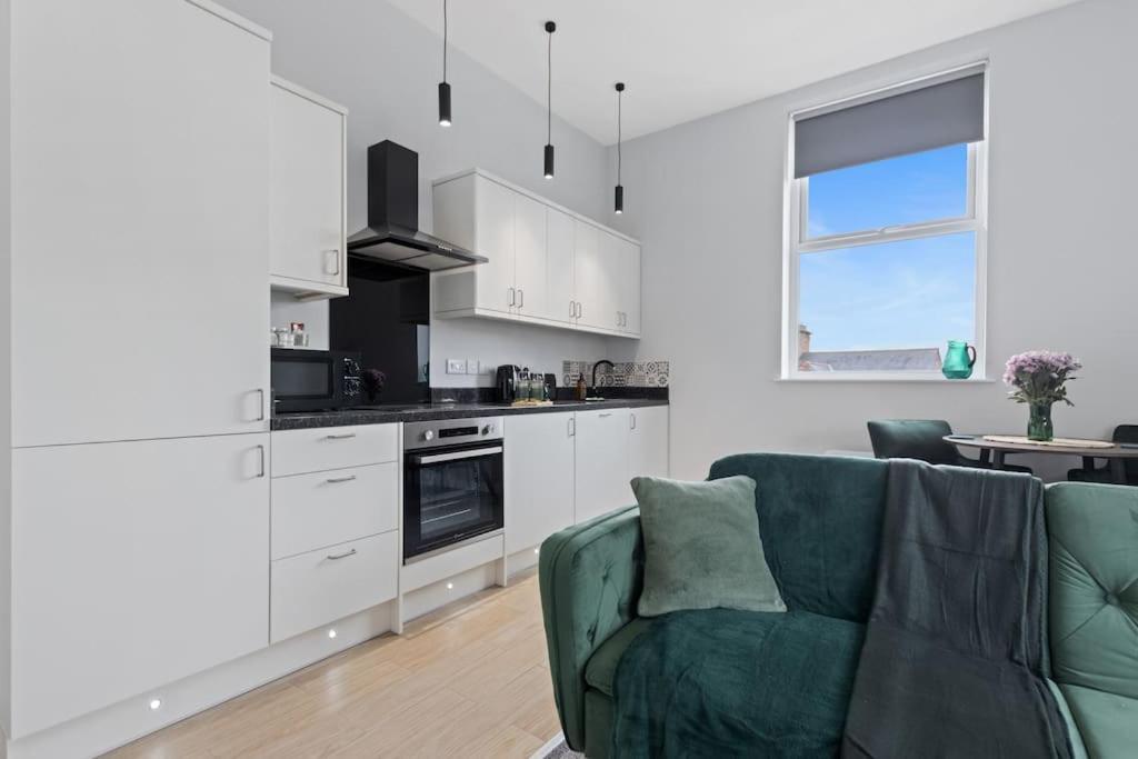 Modern Free Parking Double Bed 5 Apartment *