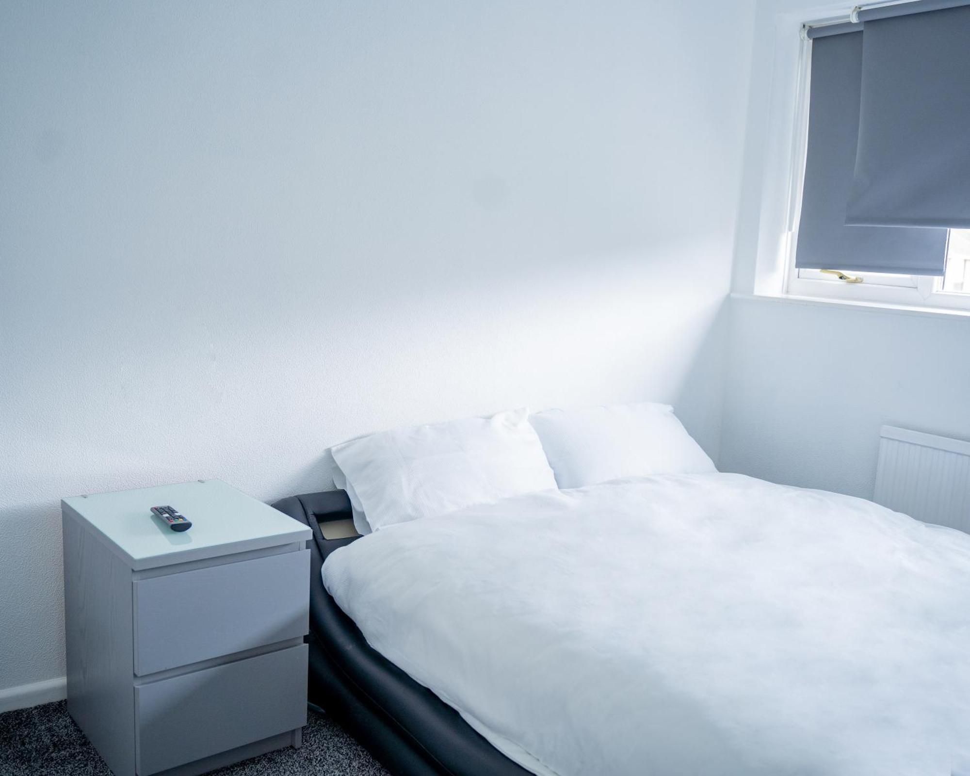 Rent Entire Calmhaven Nottingham