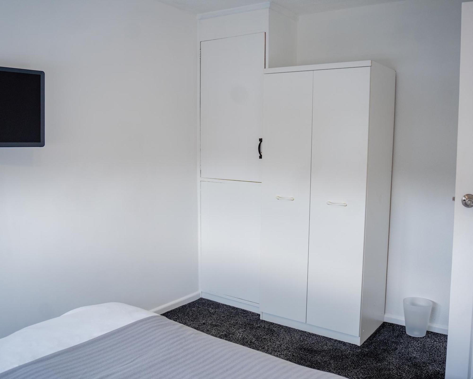 Rent Entire Calmhaven Apartment *