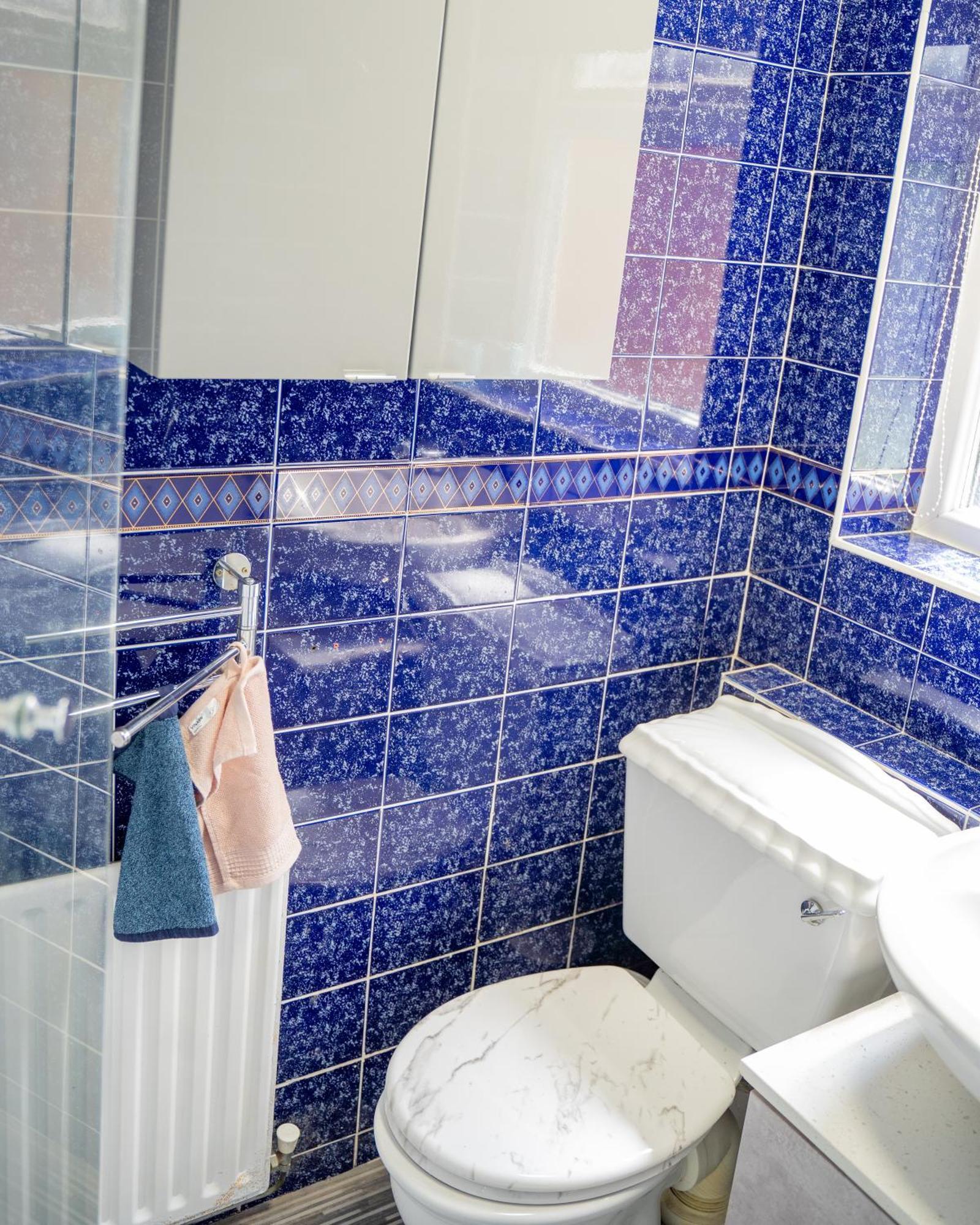 Rent Entire Calmhaven Nottingham