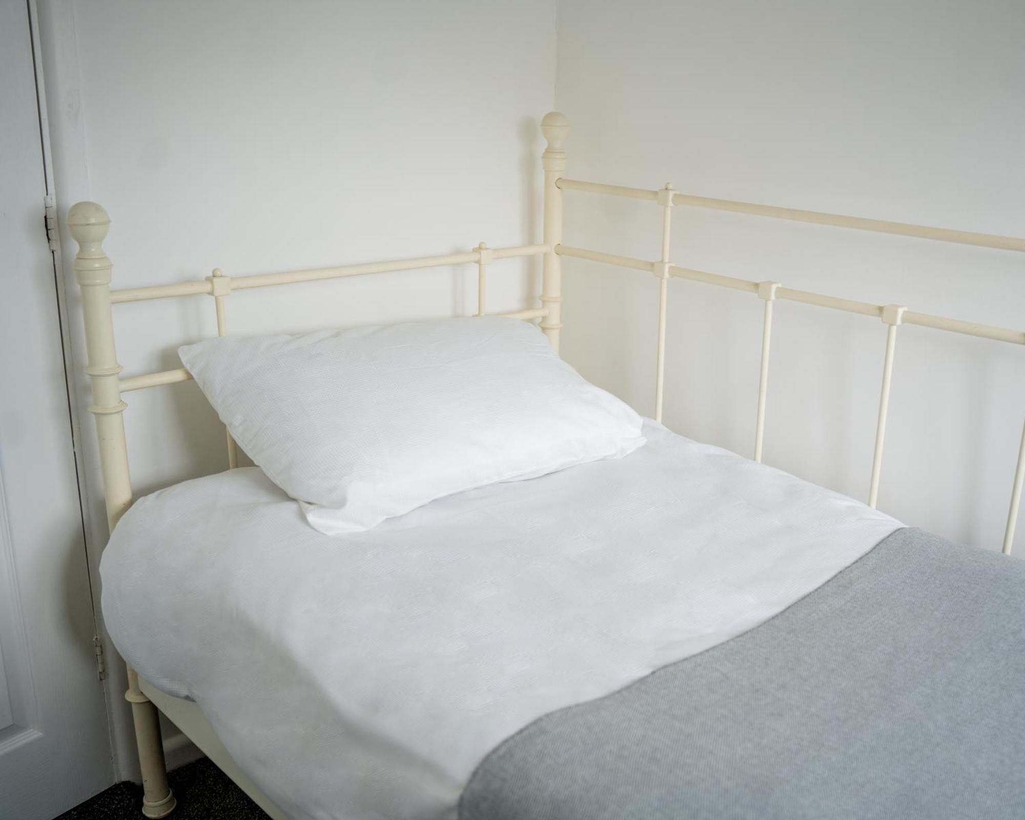 Rent Entire Calmhaven Nottingham